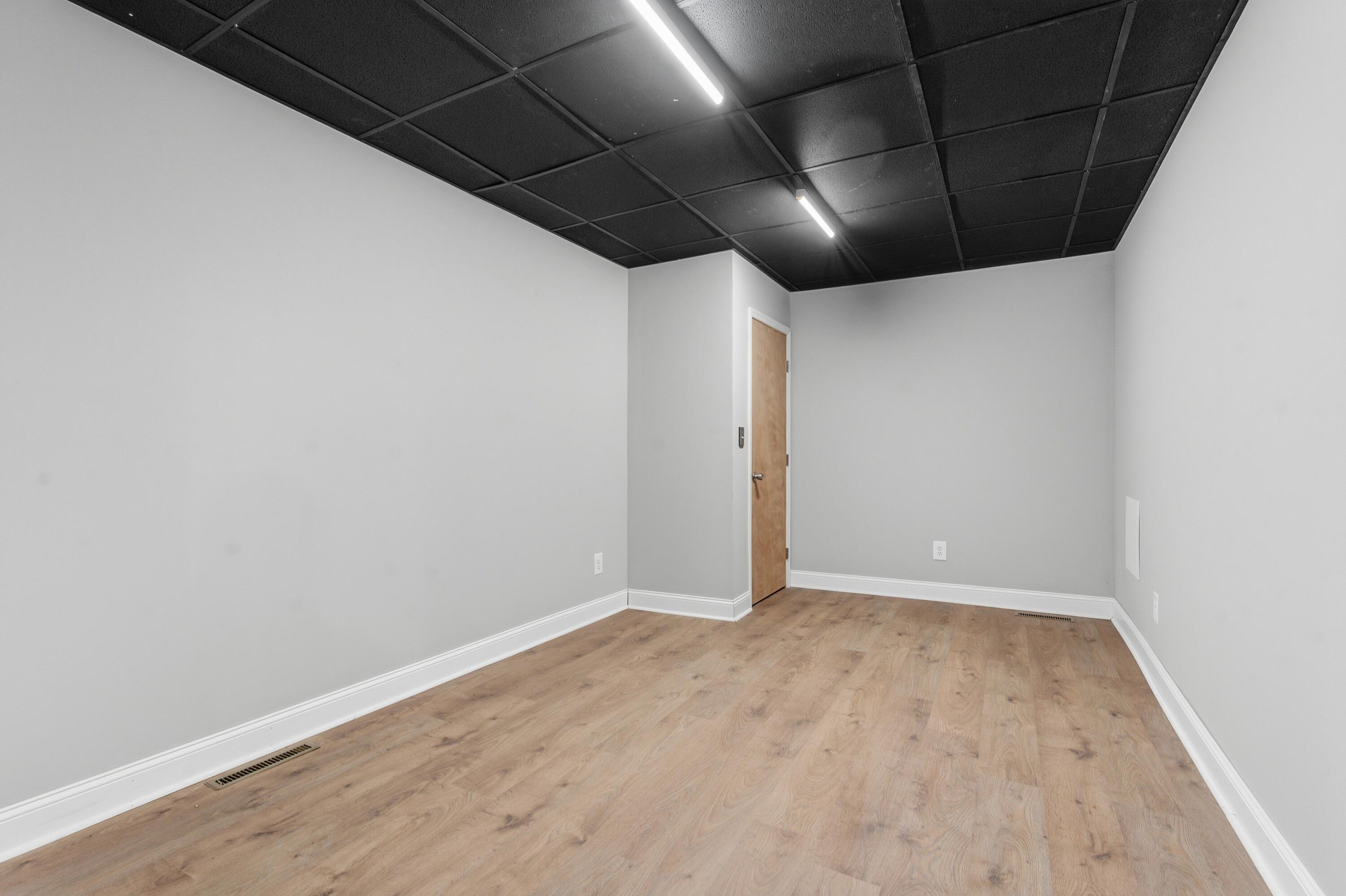 3183 Lower Valley Pike, Springfield, Ohio 45506