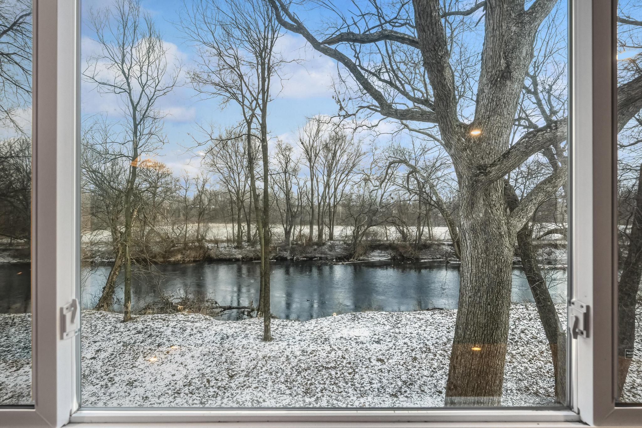 3183 Lower Valley Pike, Springfield, Ohio 45506