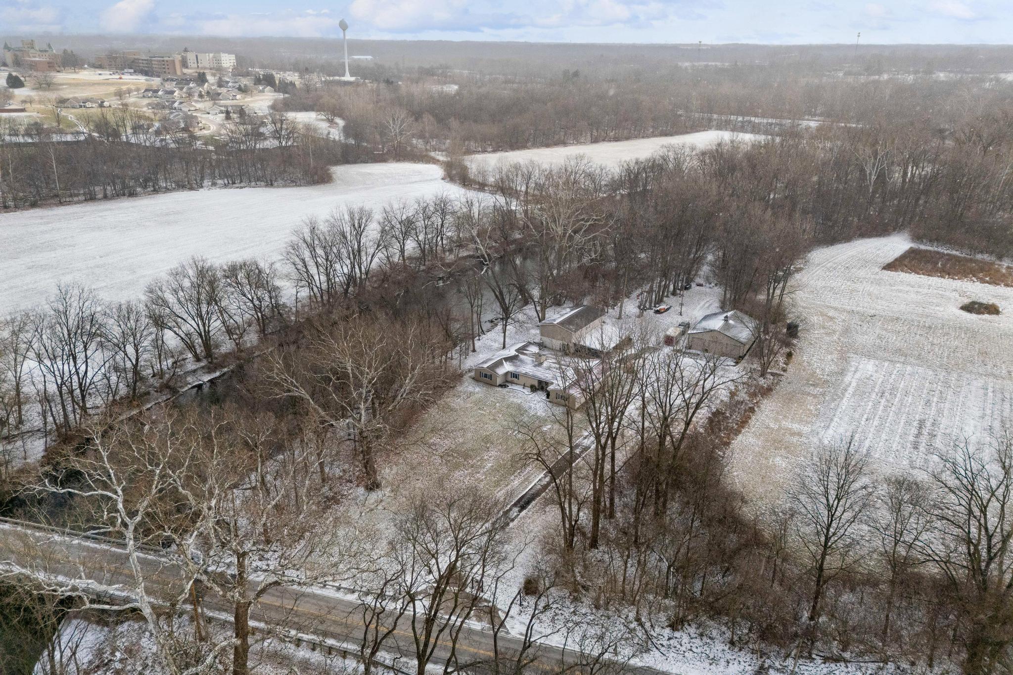 3183 Lower Valley Pike, Springfield, Ohio 45506