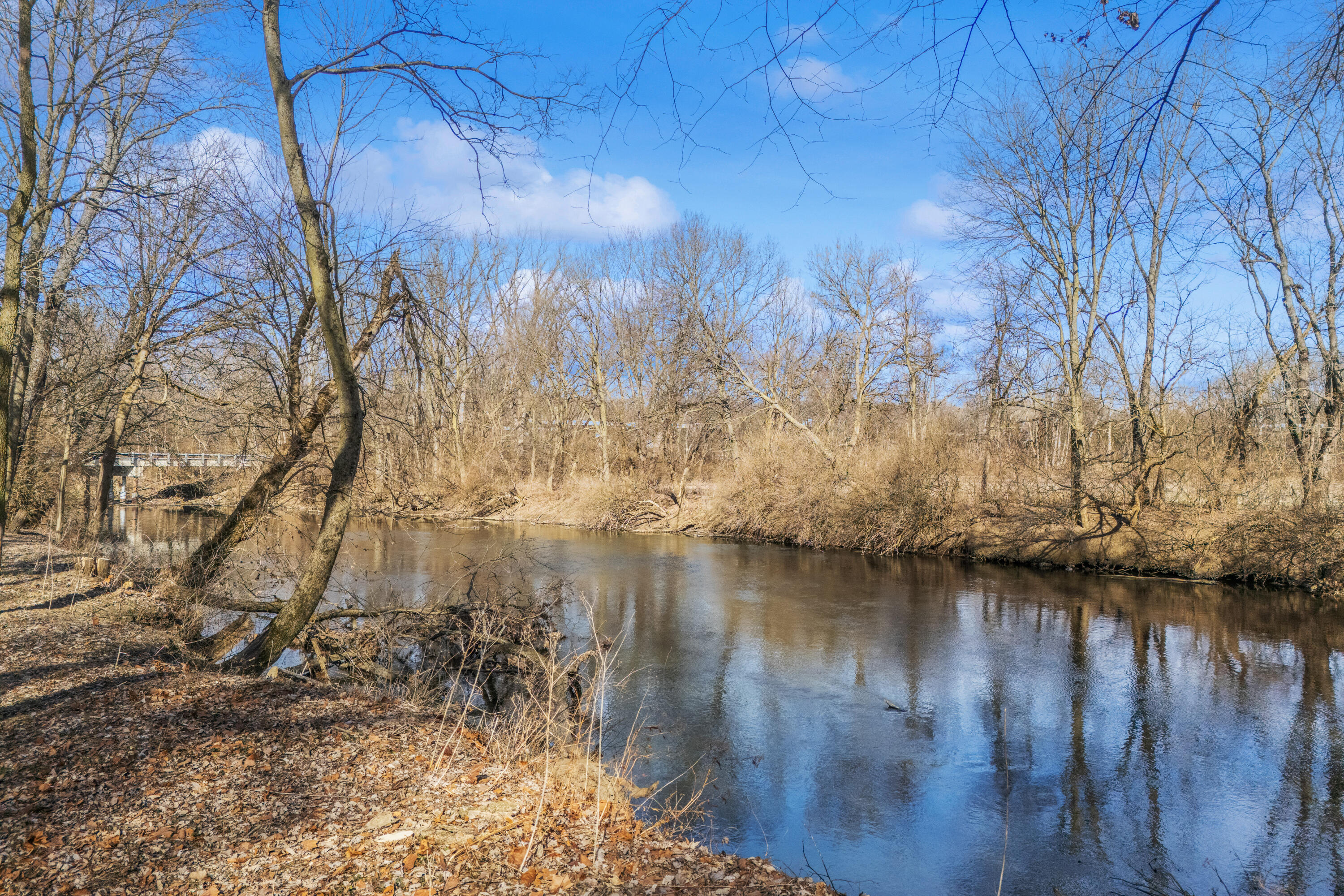 3183 Lower Valley Pike, Springfield, Ohio 45506