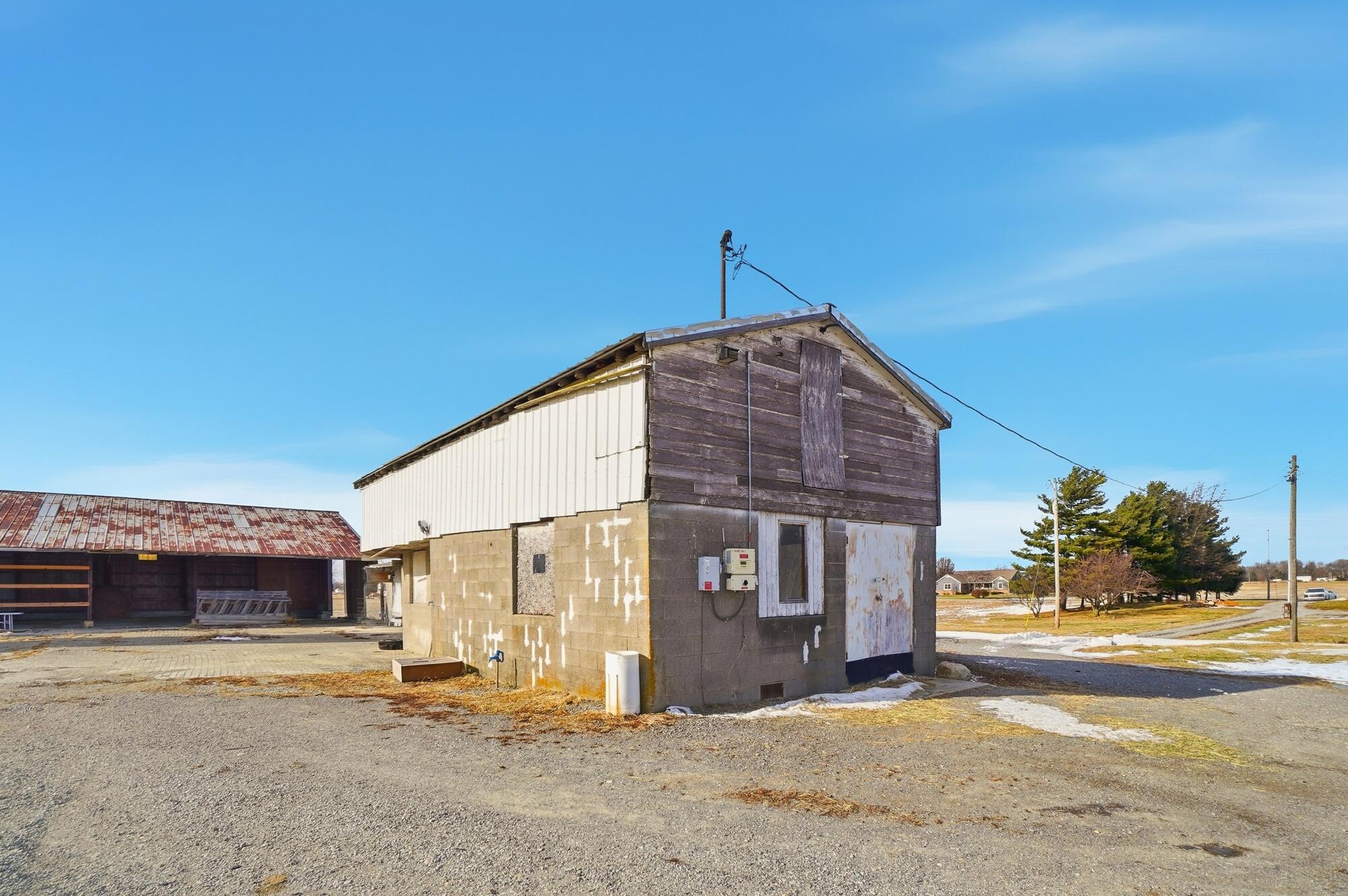 20228 Fairmount Road, Wapakoneta, Ohio 45895