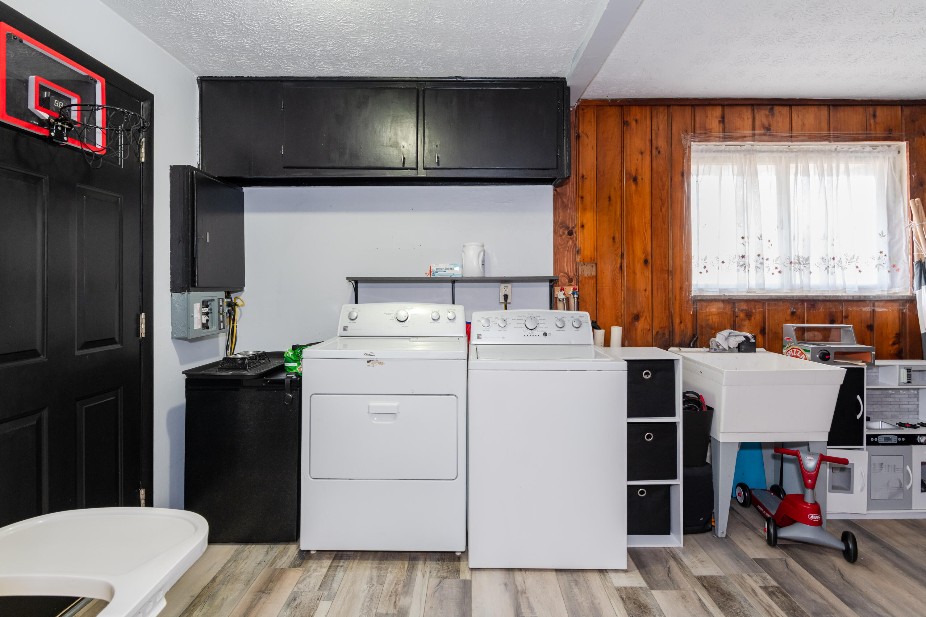 8890 Mann Road, Tipp City, Ohio 45371