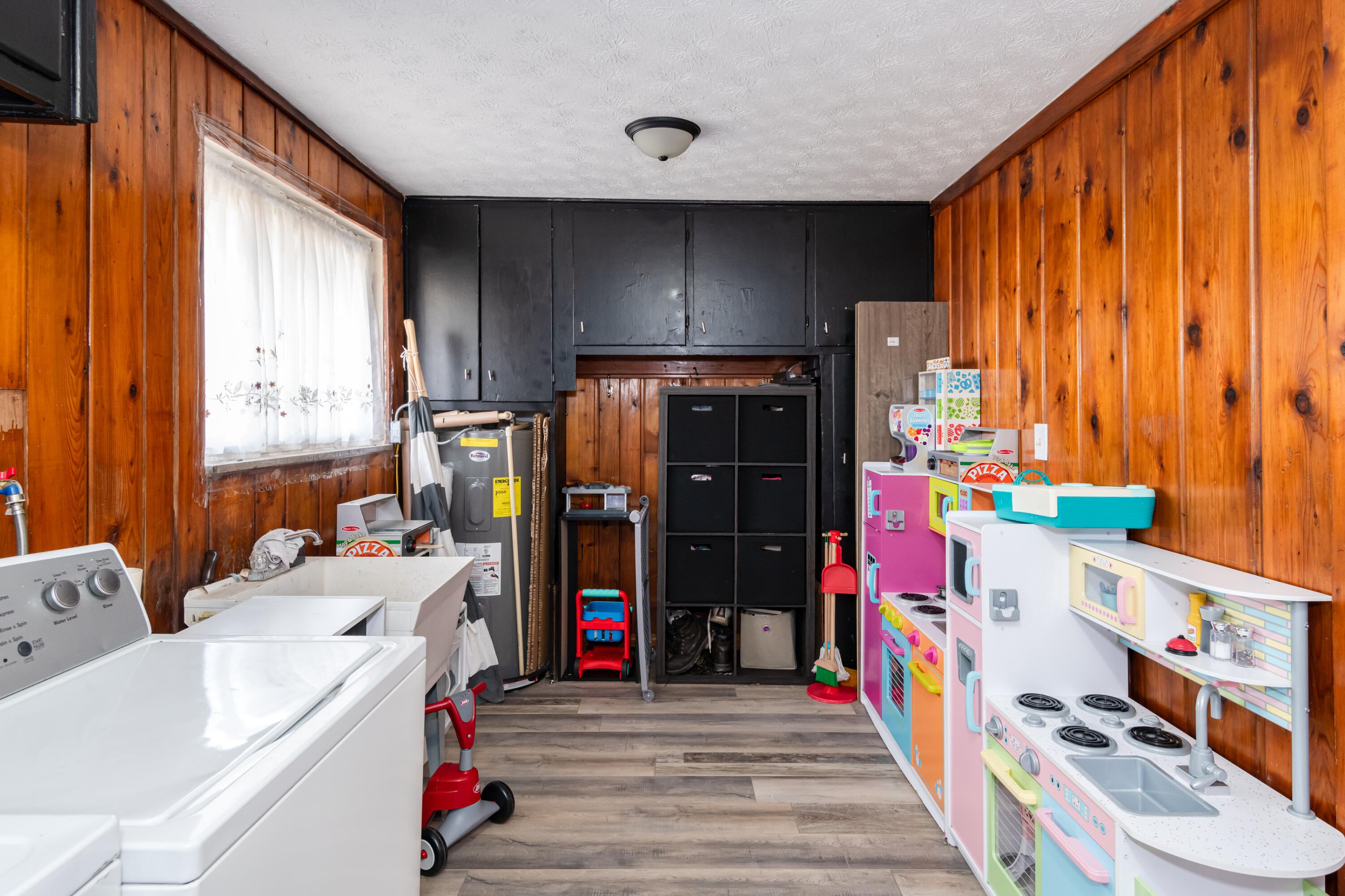 8890 Mann Road, Tipp City, Ohio 45371