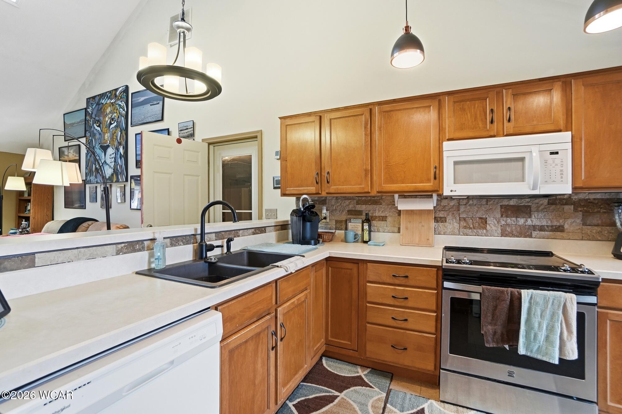 120 Oak Lane, Kenton, Ohio