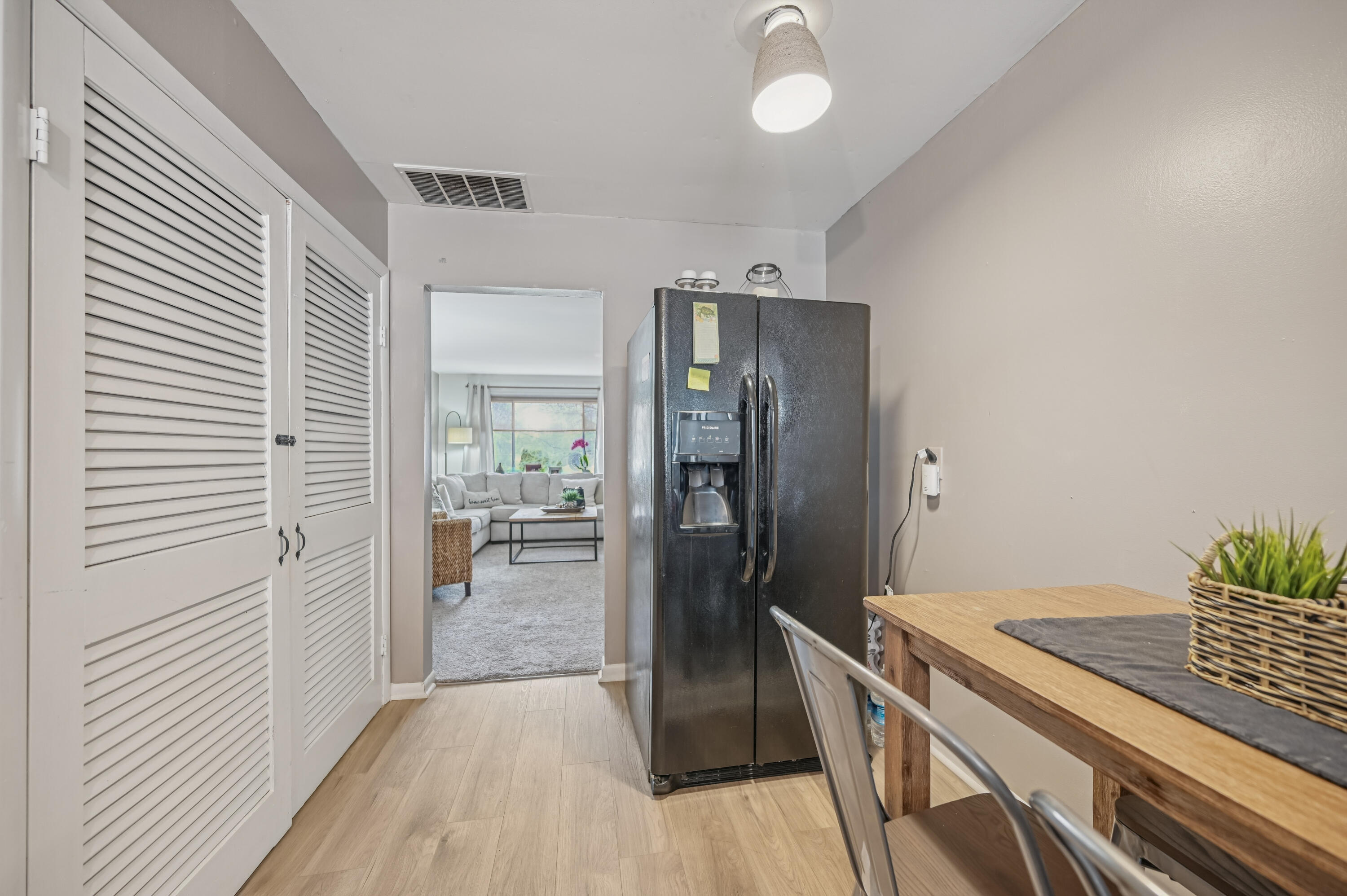 2076-2078 Stowe Drive, Springfield, Ohio 45505