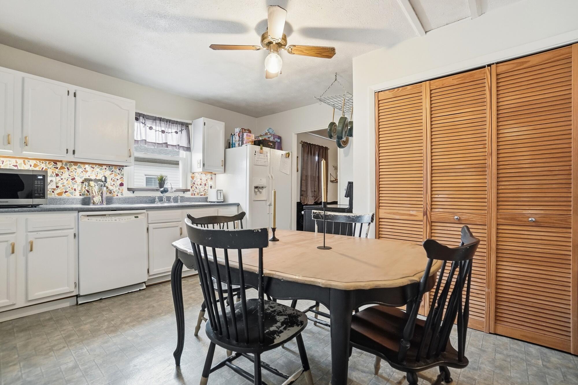 2670 Duncan Street, Springfield, Ohio 45505