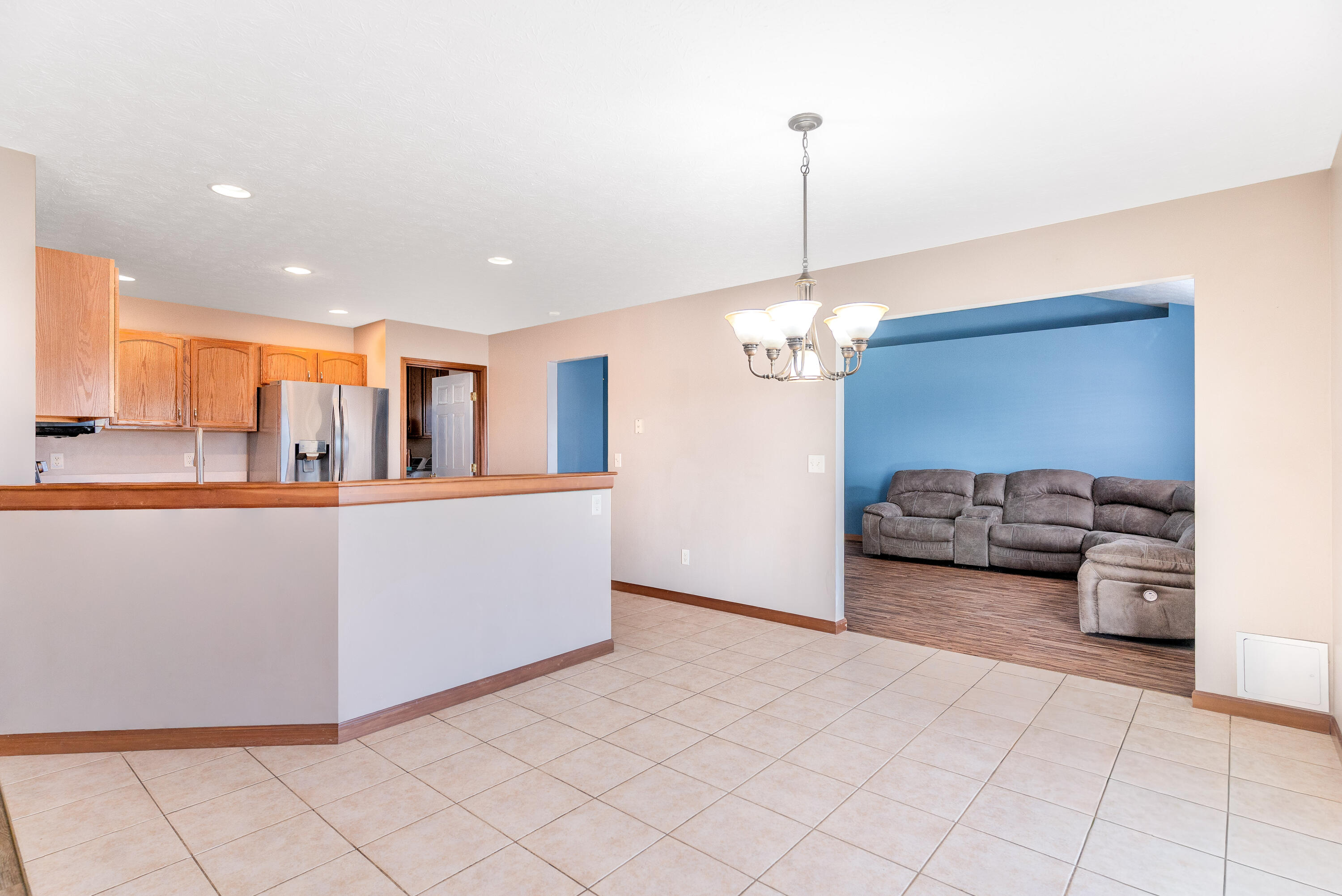 813 Caribou Court, Piqua, Ohio 45356