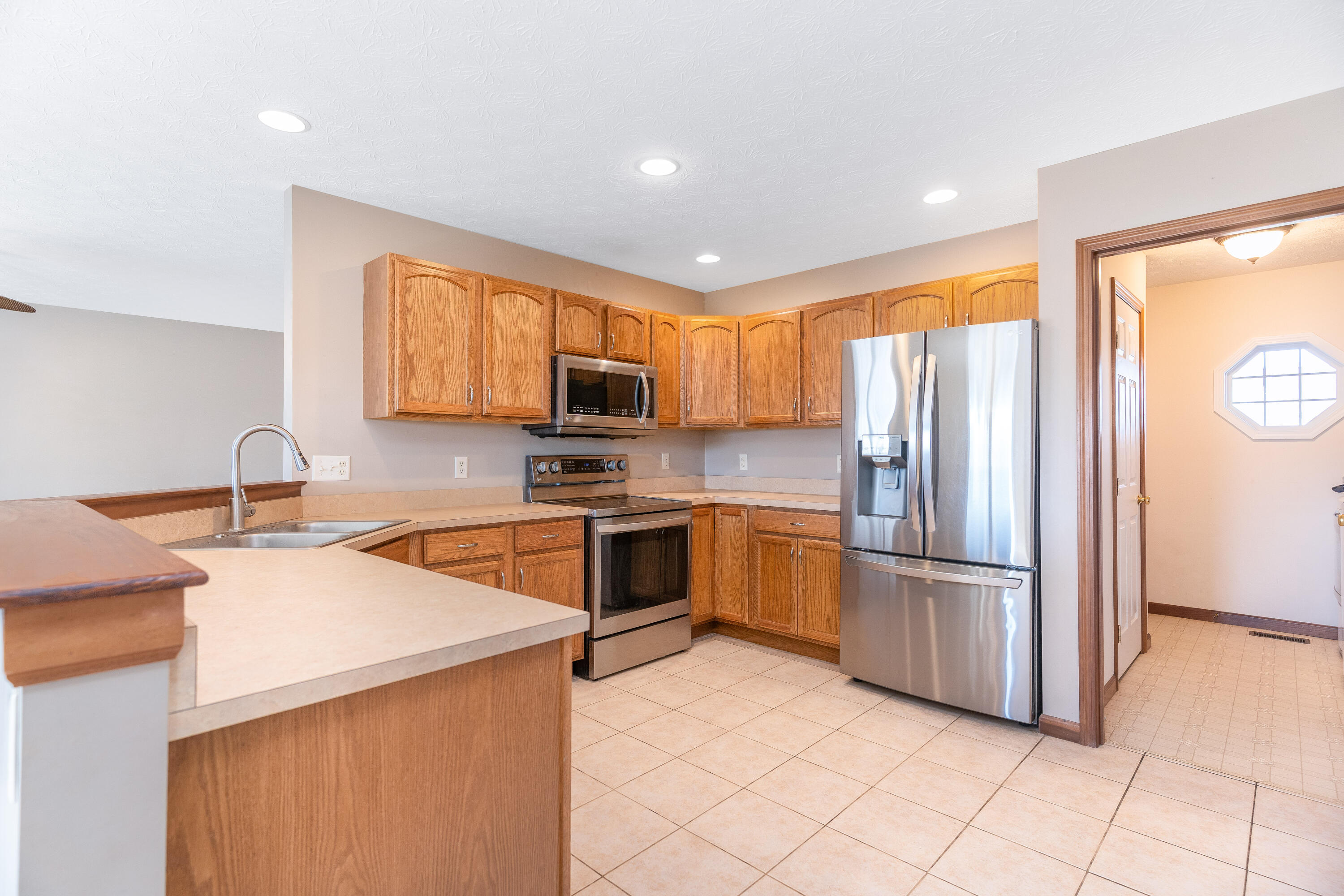 813 Caribou Court, Piqua, Ohio 45356