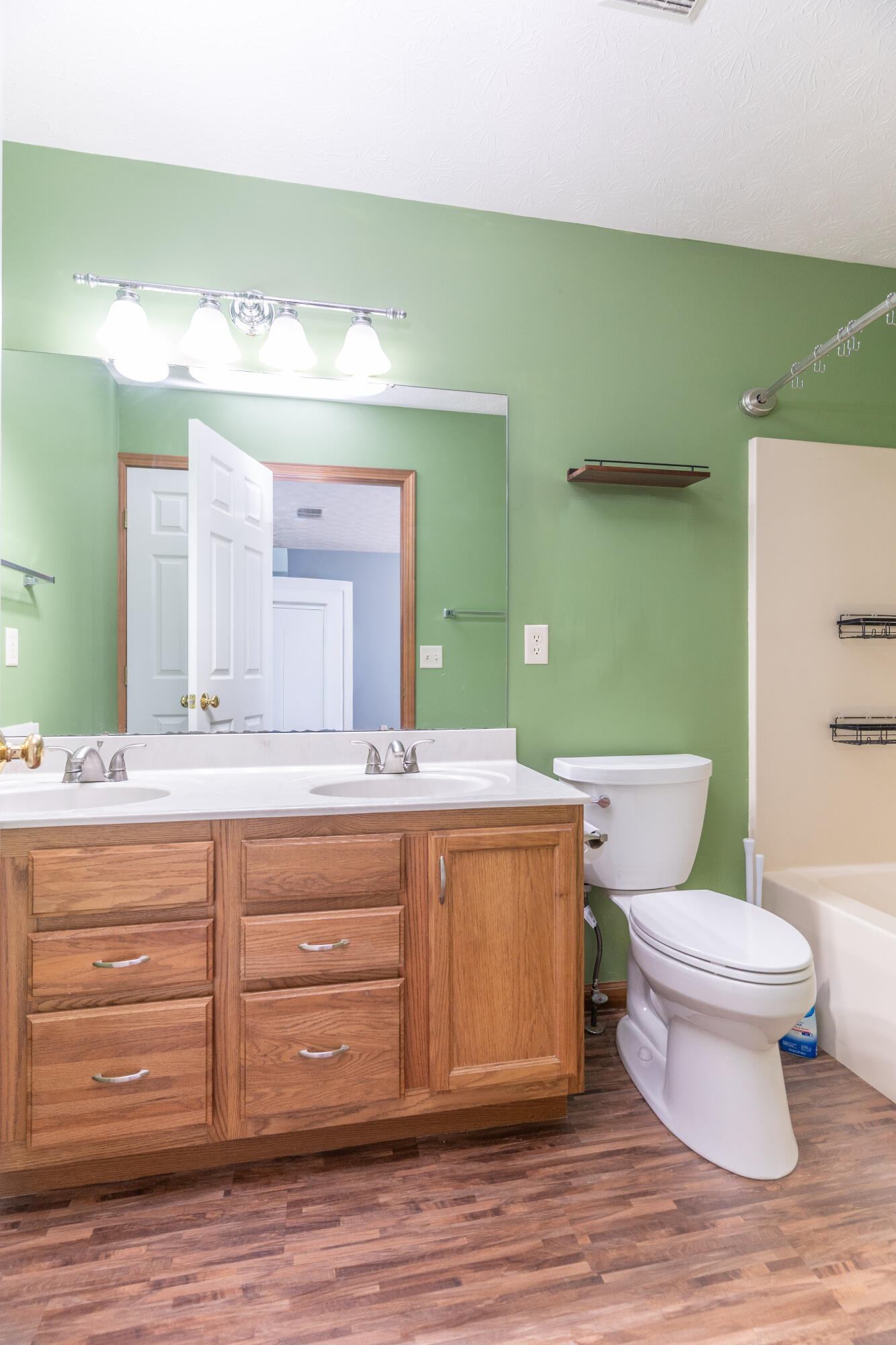 813 Caribou Court, Piqua, Ohio 45356