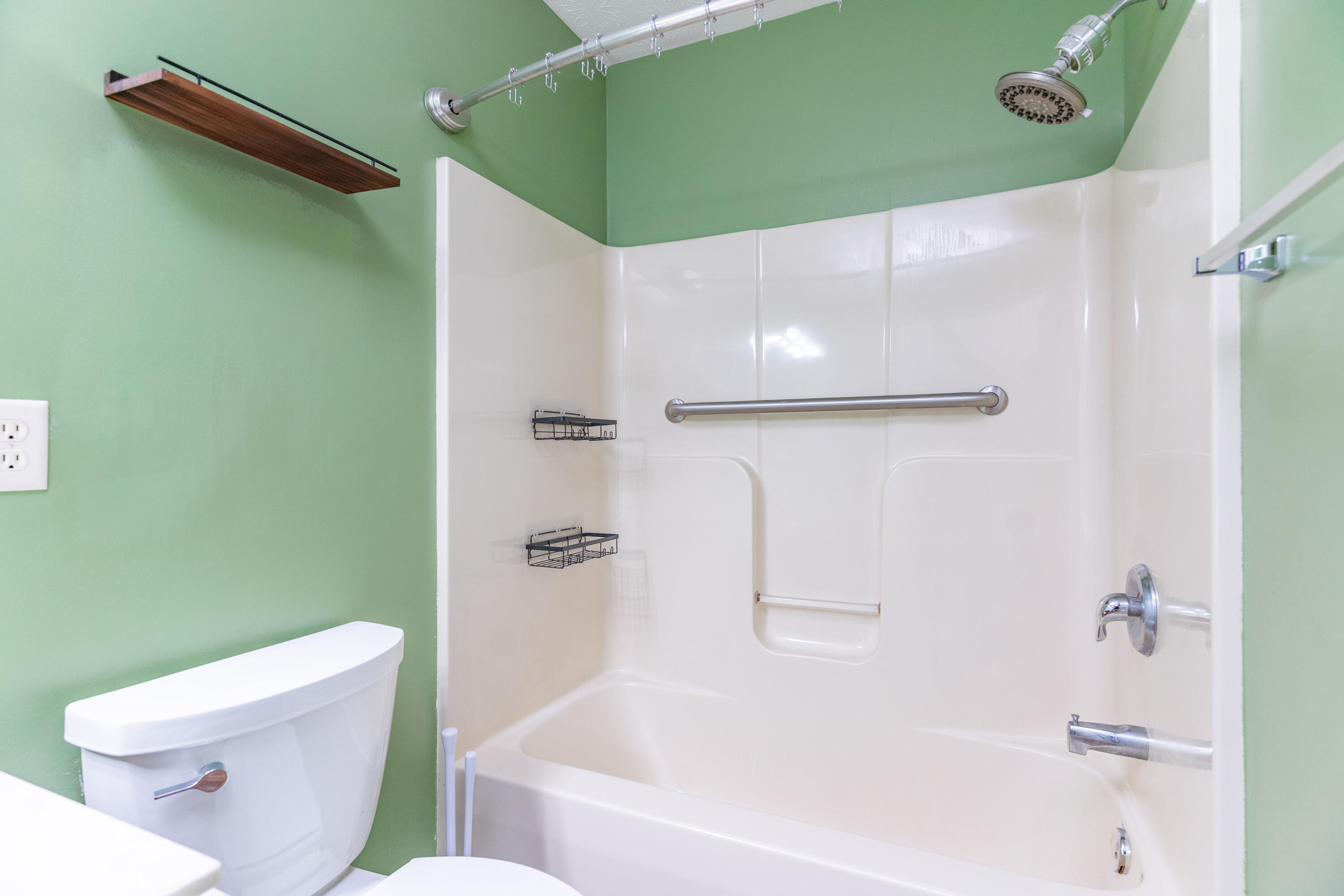 813 Caribou Court, Piqua, Ohio 45356