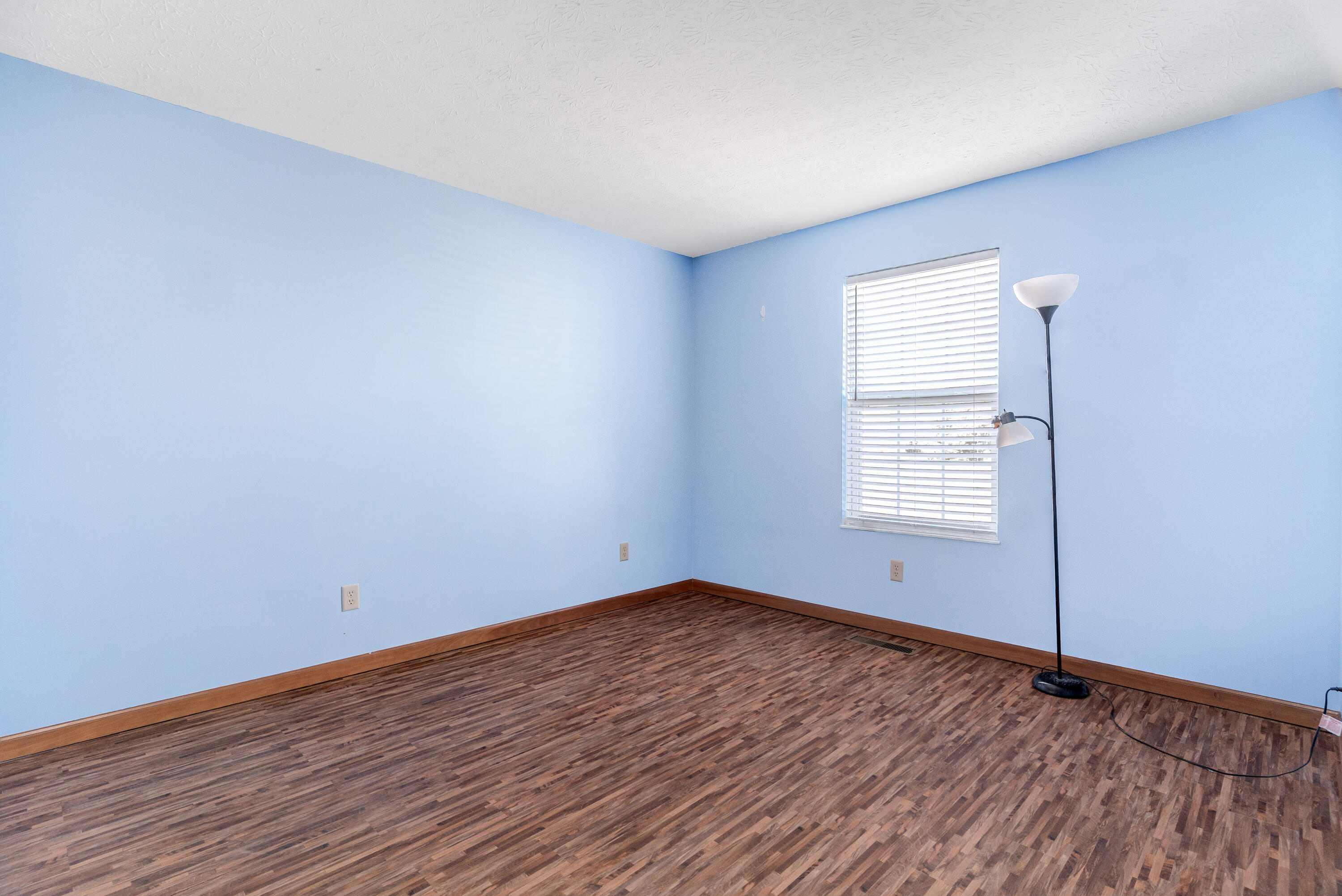 813 Caribou Court, Piqua, Ohio 45356