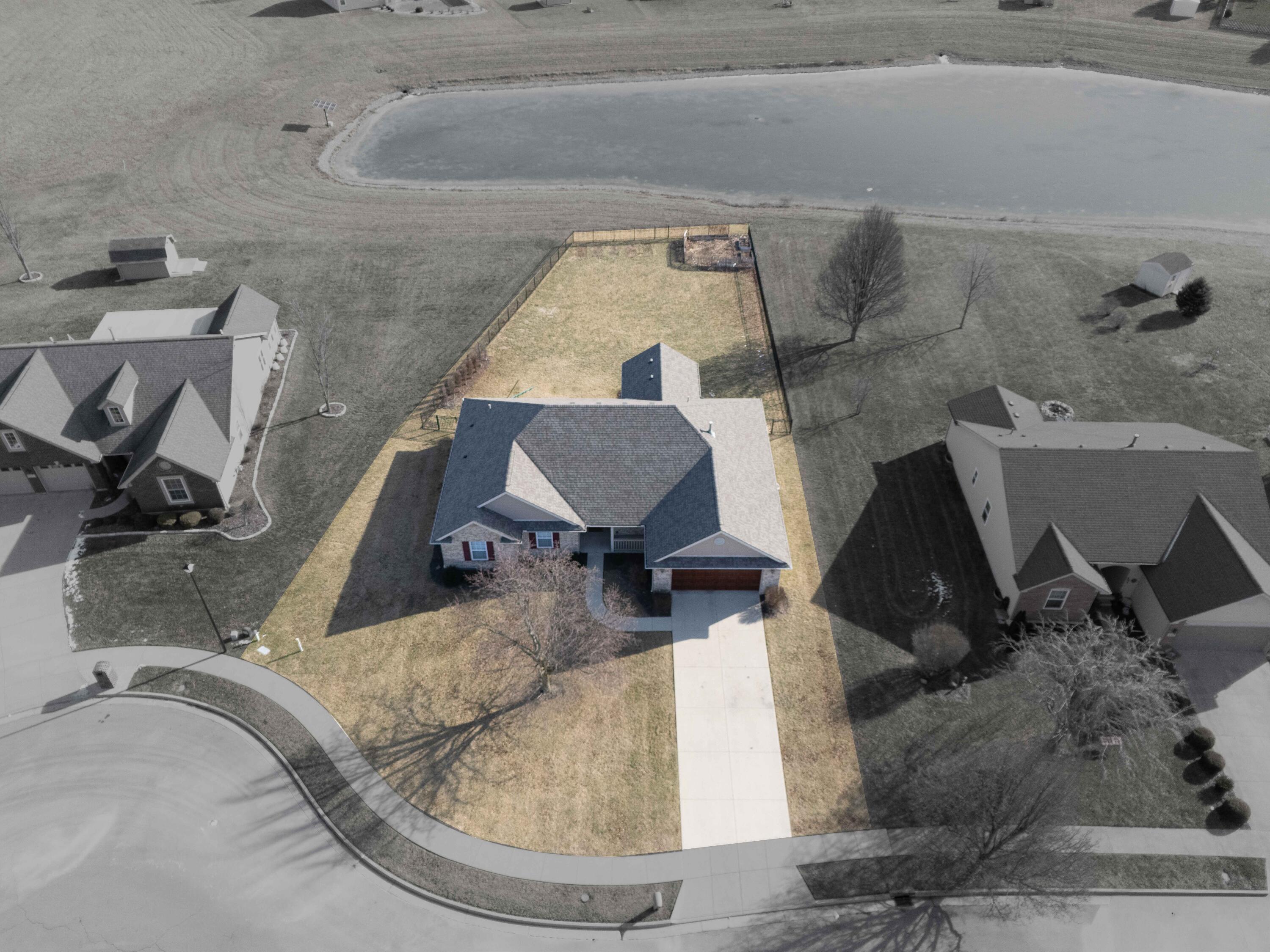 813 Caribou Court, Piqua, Ohio 45356