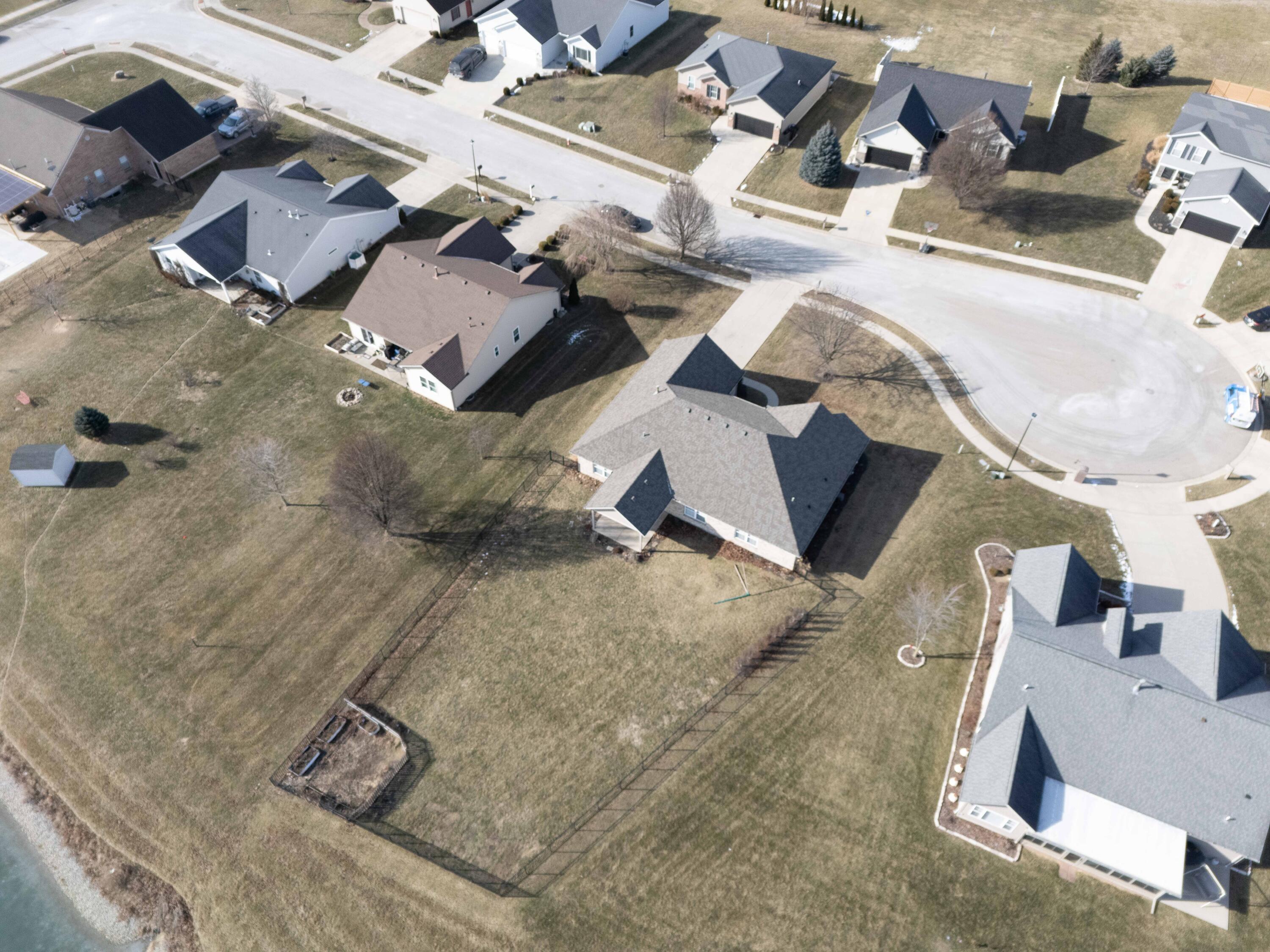 813 Caribou Court, Piqua, Ohio 45356