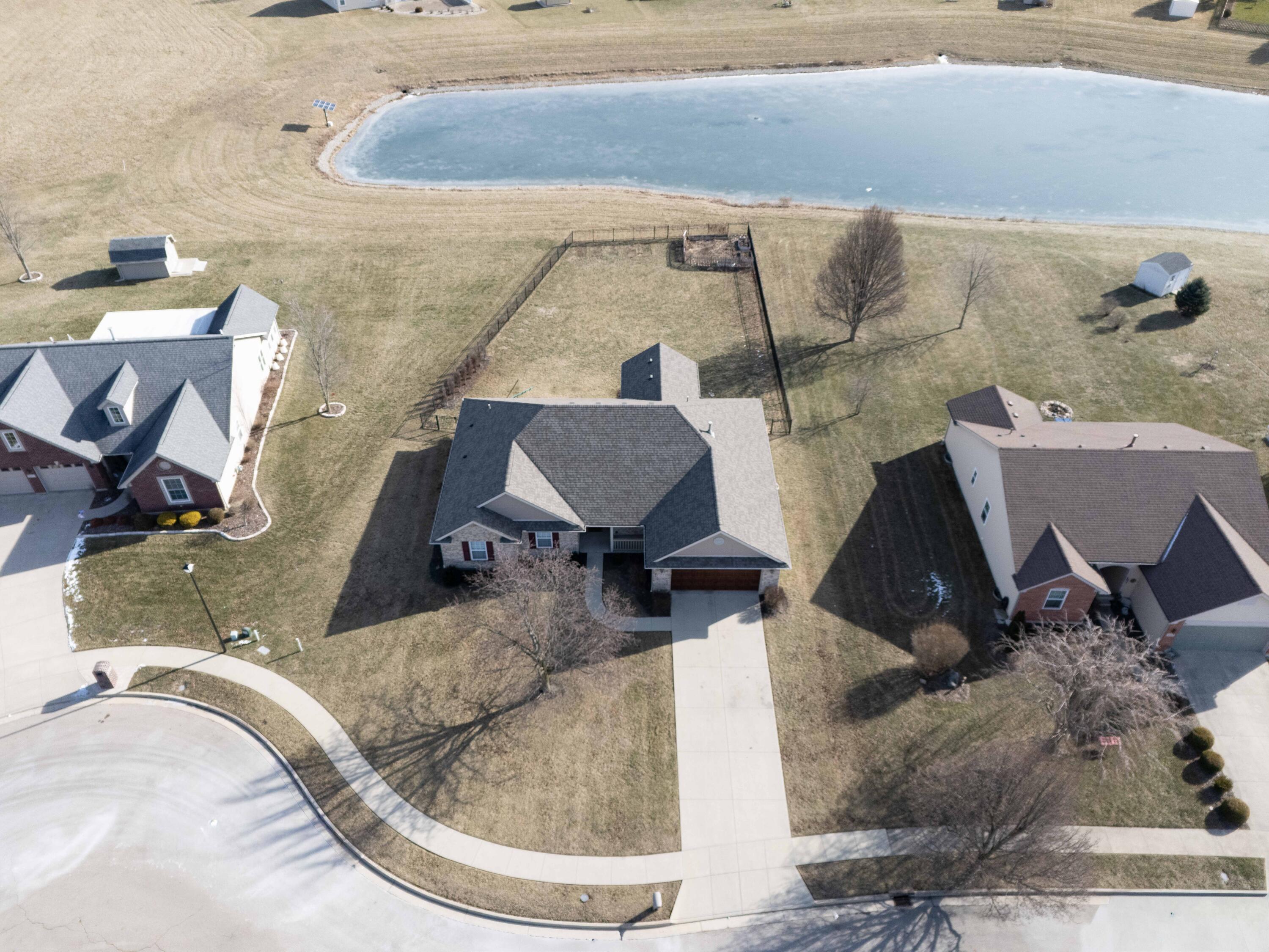 813 Caribou Court, Piqua, Ohio 45356