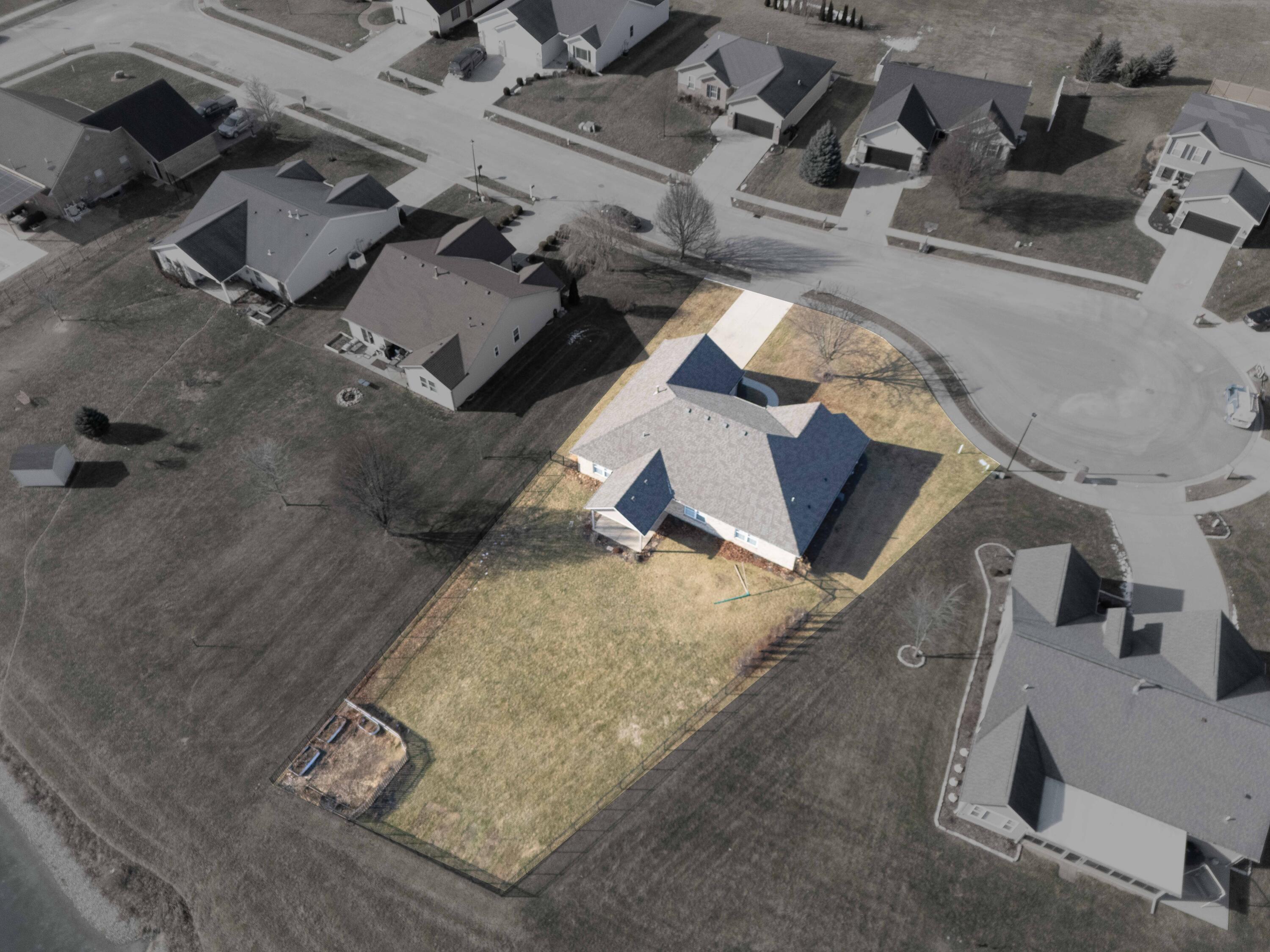 813 Caribou Court, Piqua, Ohio 45356