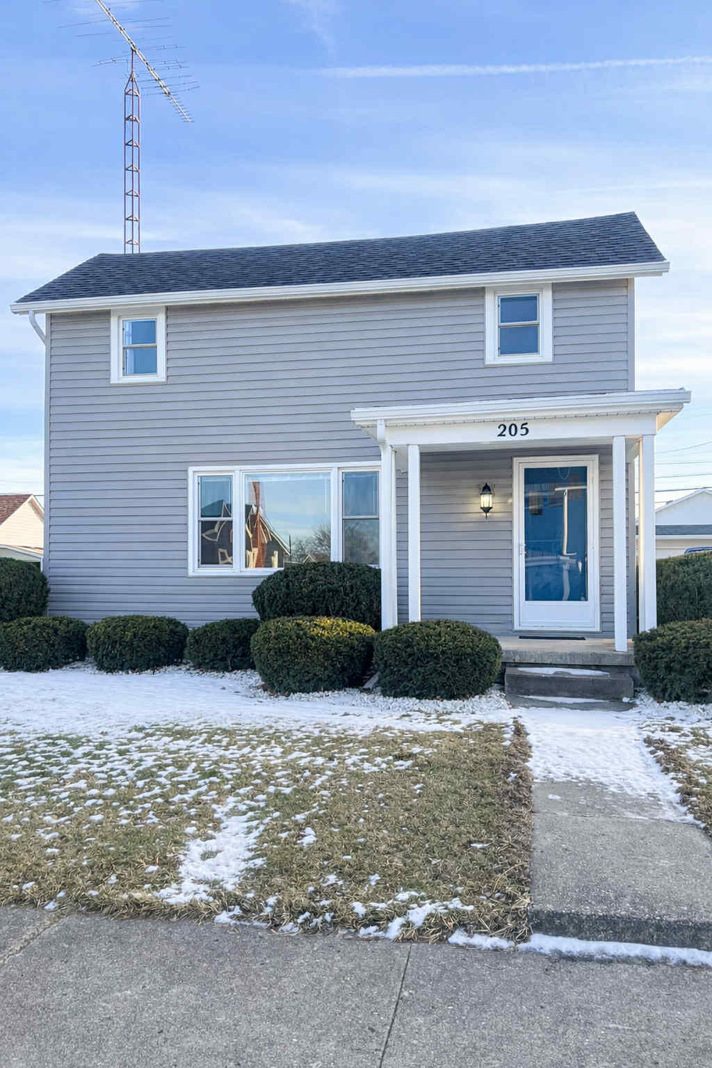 205 College Street, Jackson Center, Ohio 45334