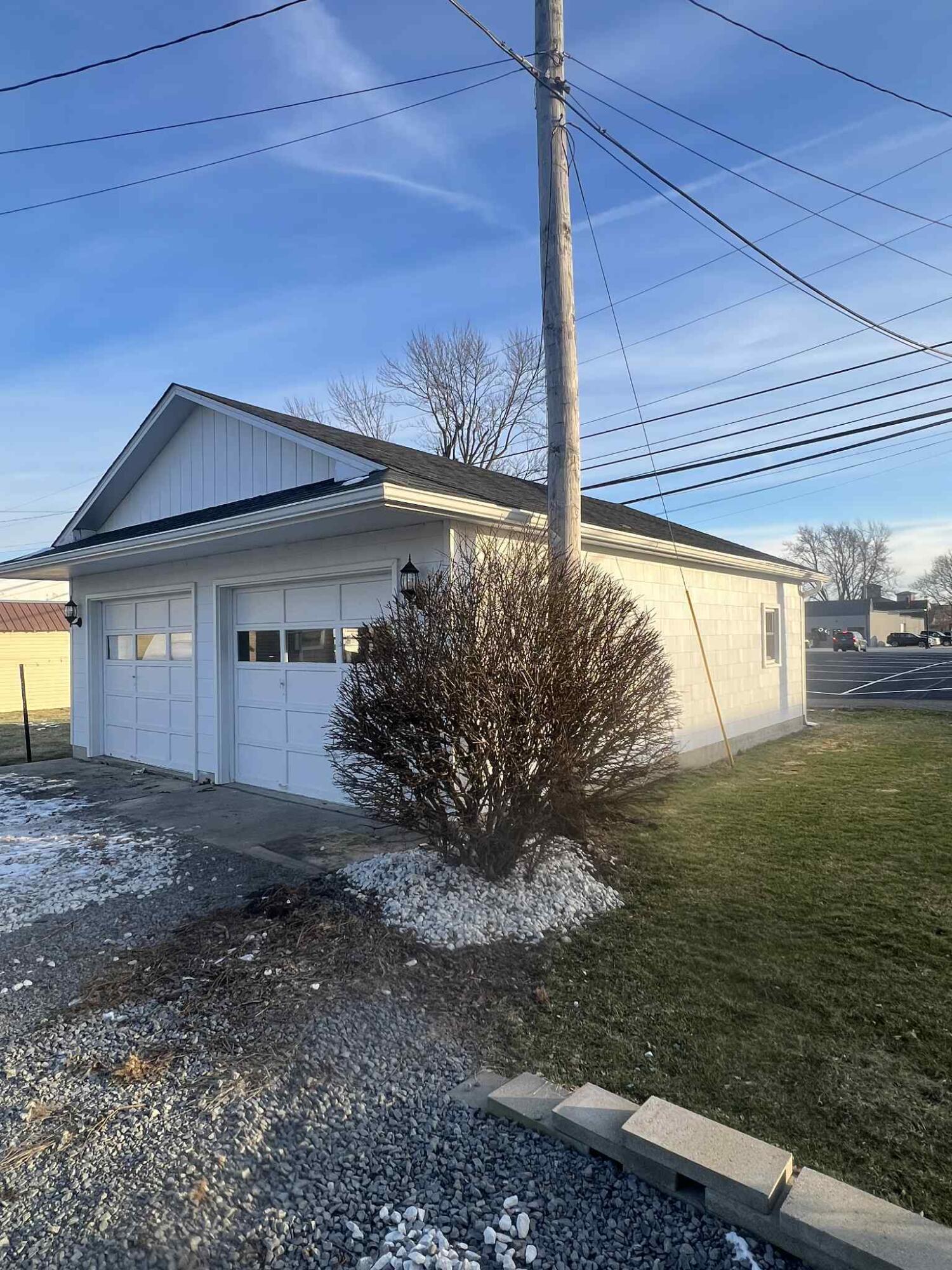 205 College Street, Jackson Center, Ohio 45334