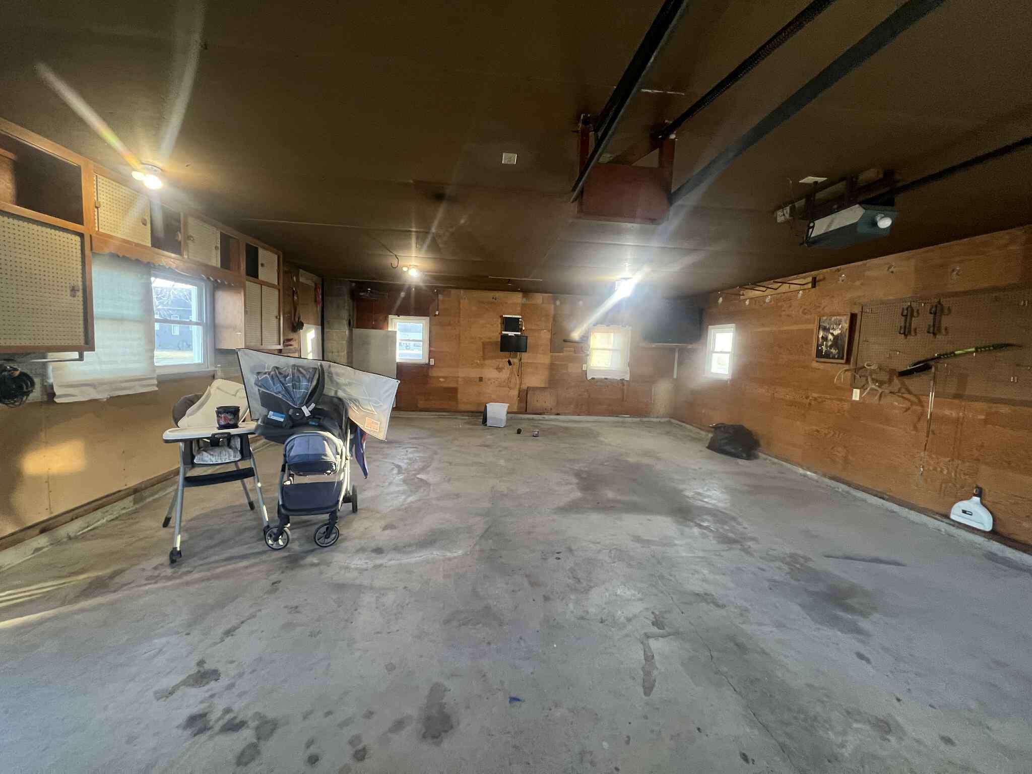 205 College Street, Jackson Center, Ohio 45334