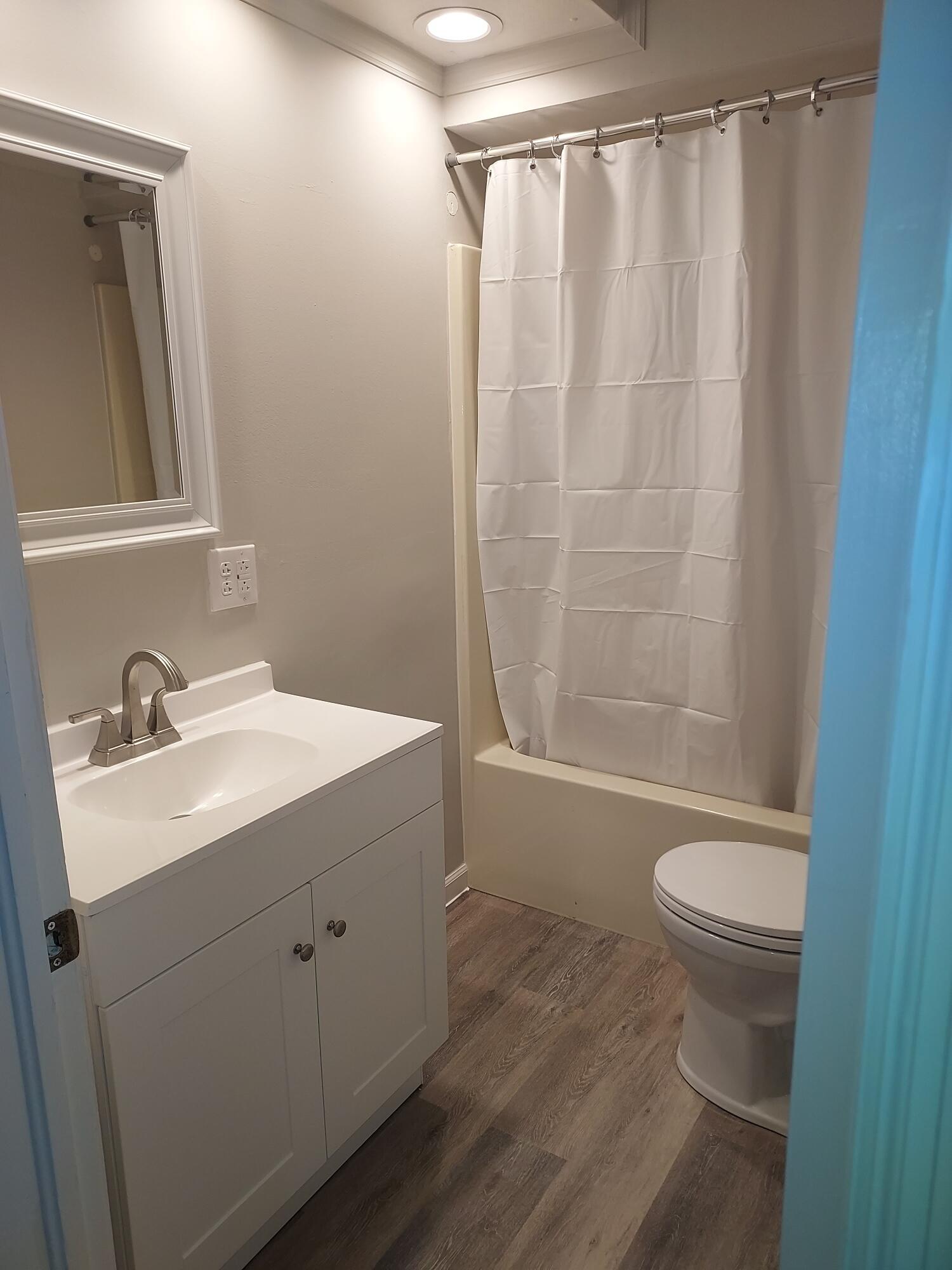 424 Hoopengarner Street, Wapakoneta, Ohio 45895