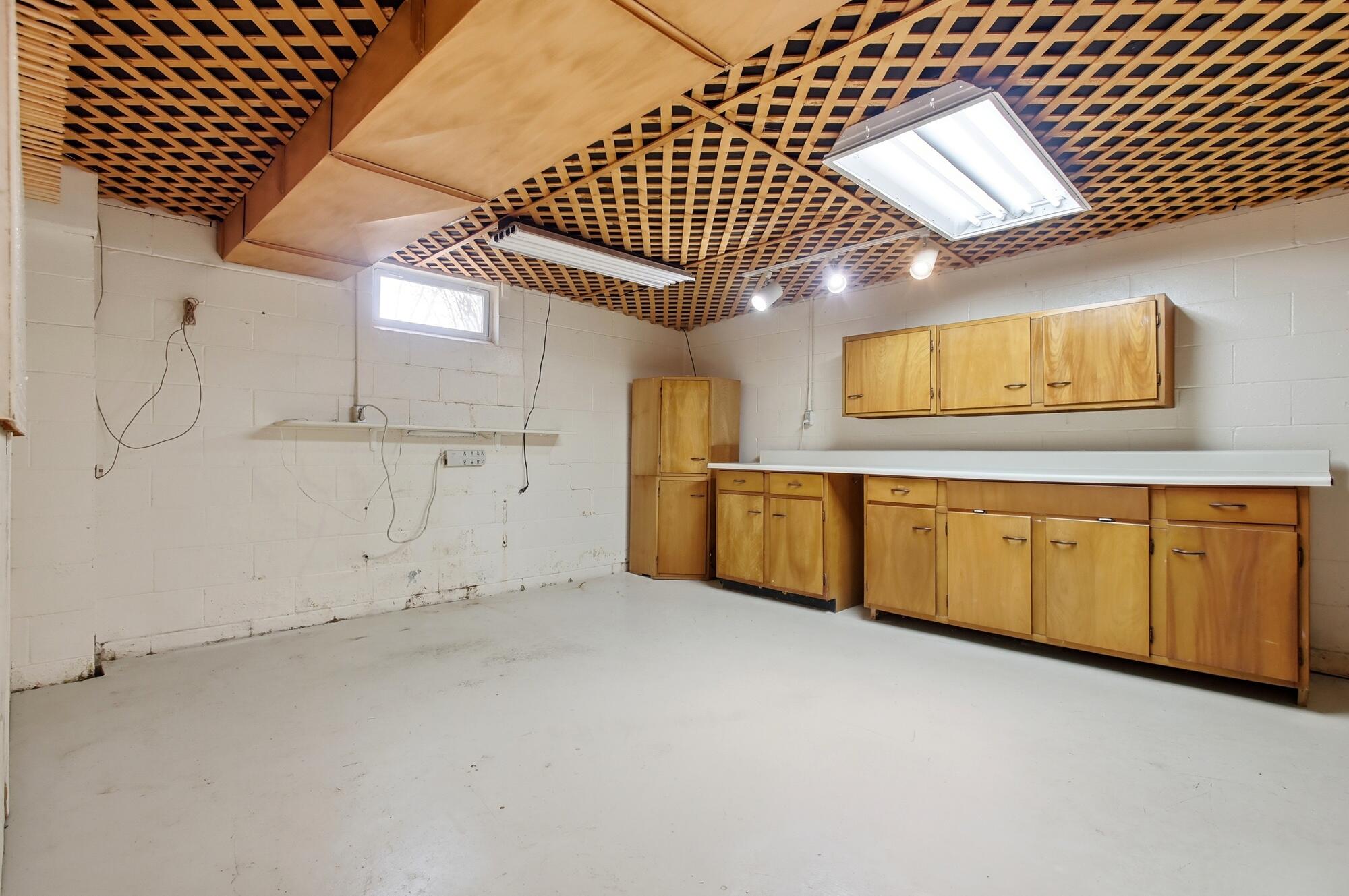 2746 Northbourne Drive, Springfield, Ohio 45506