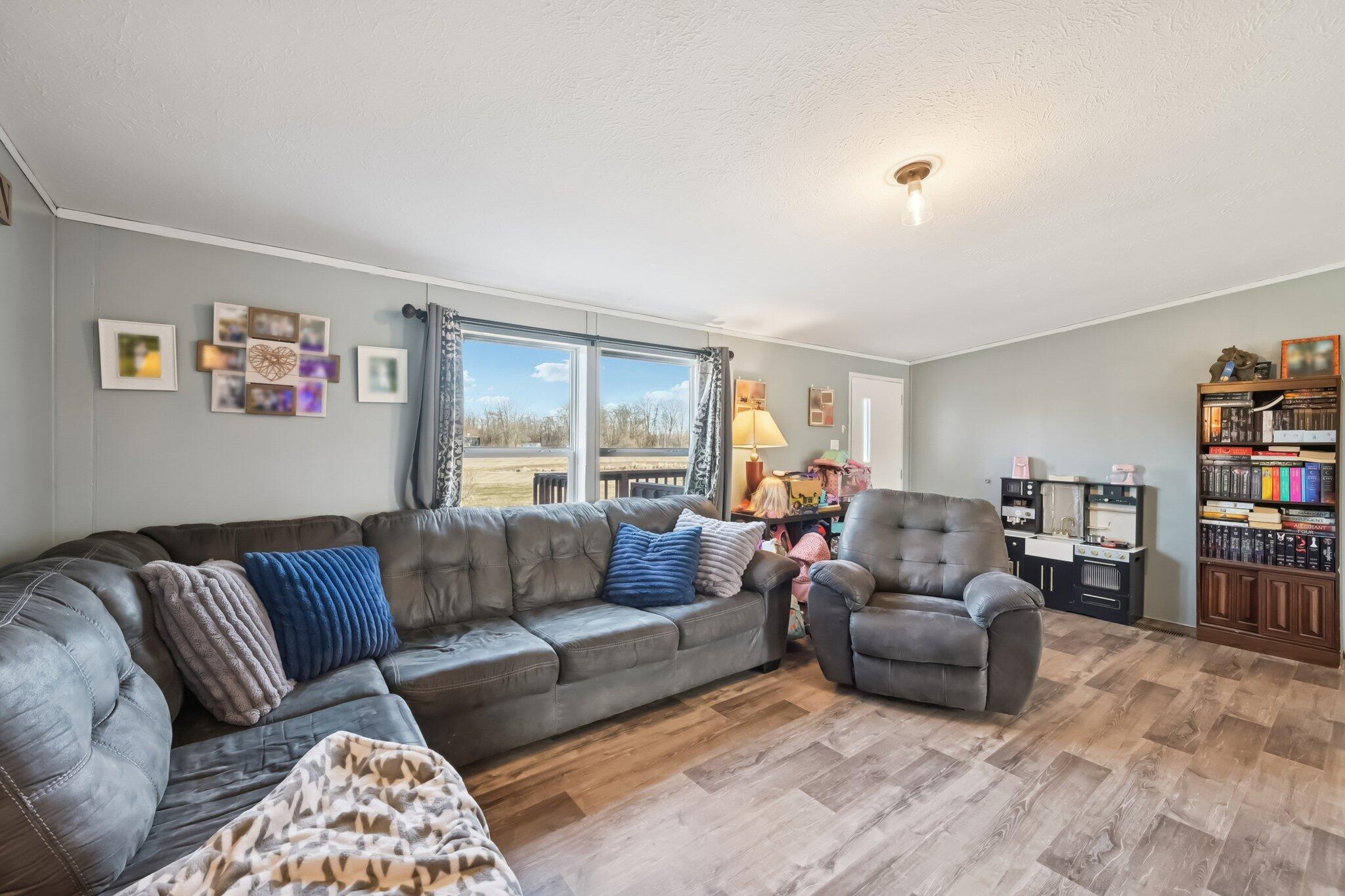 7989 Crowl Road, De Graff, Ohio 43318