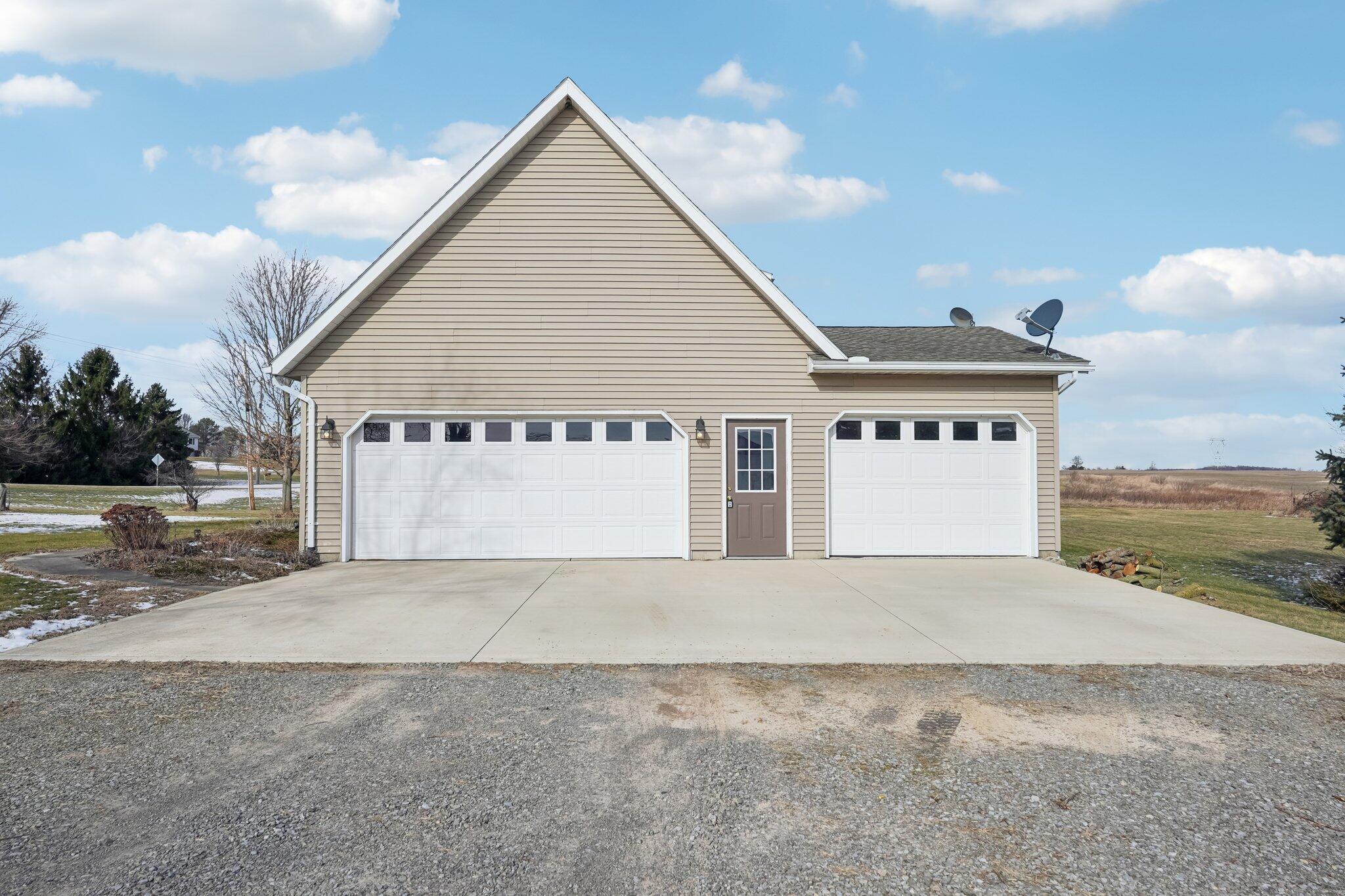 3000 County Road 5, Bellefontaine, Ohio 43311