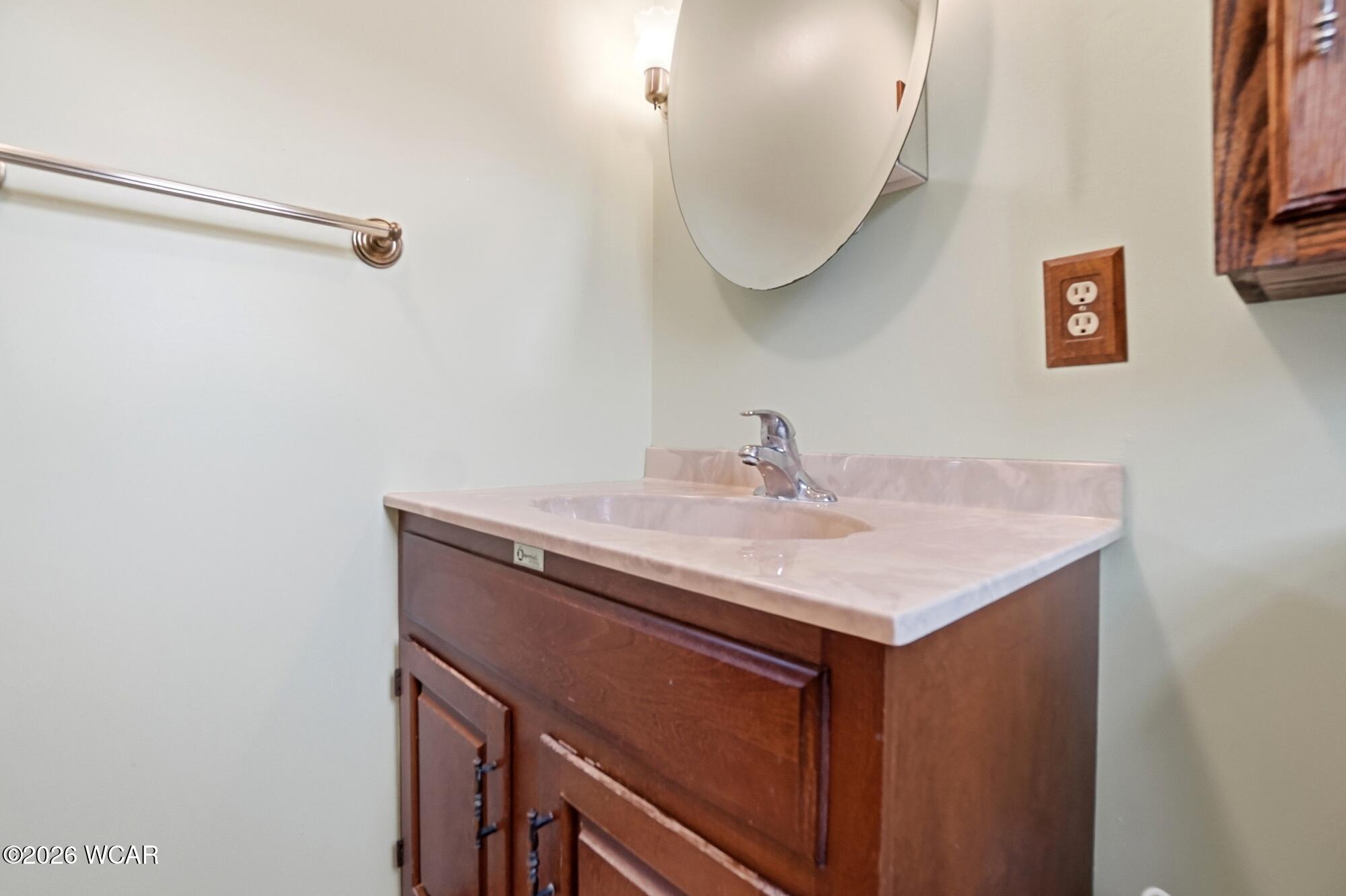 918 Carnation Drive, Wapakoneta, Ohio