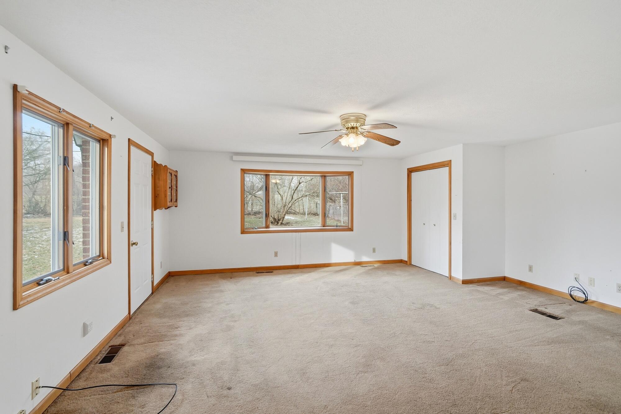 605 Barbara Drive, Tipp City, Ohio 45371