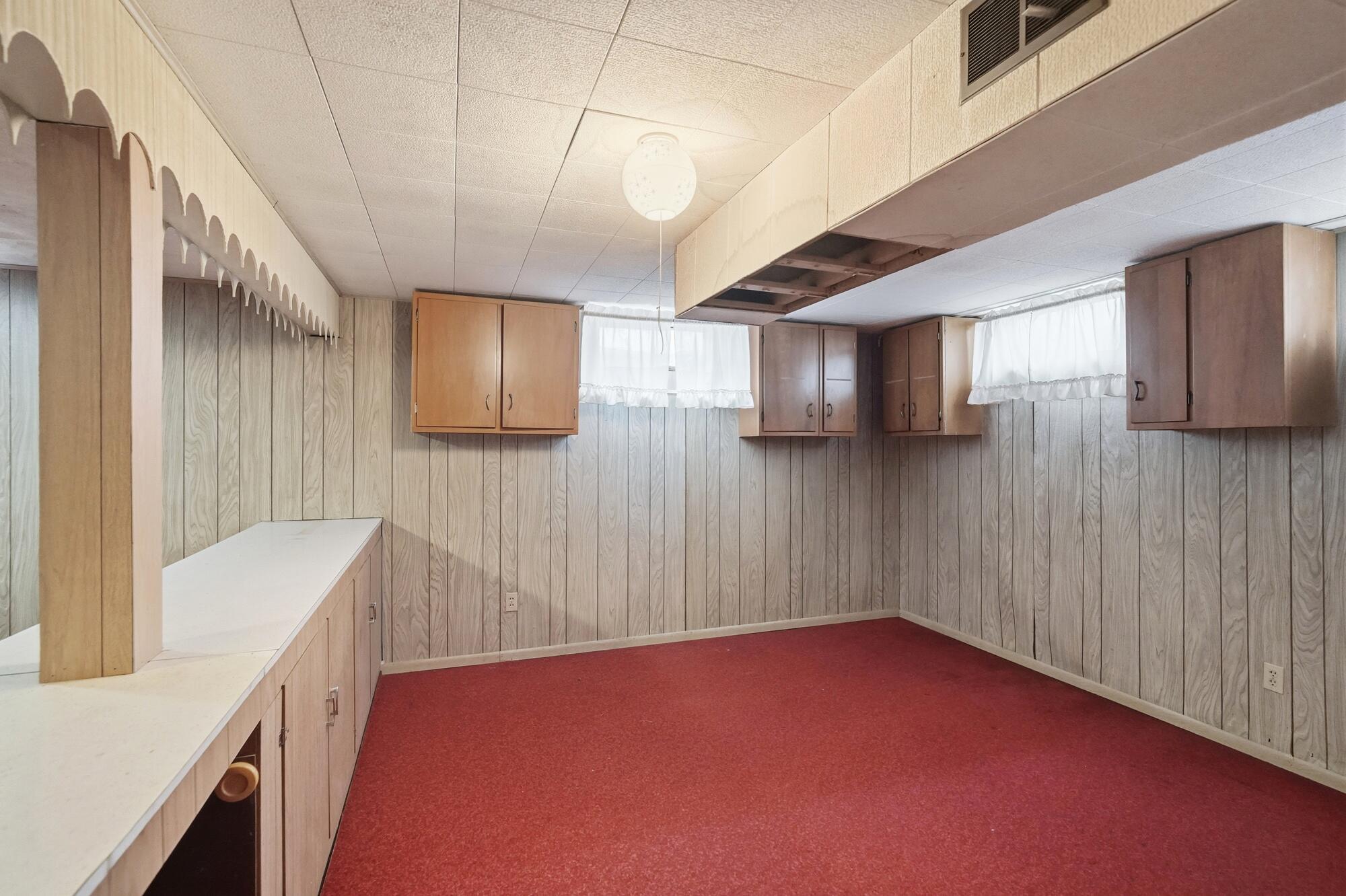 605 Barbara Drive, Tipp City, Ohio 45371