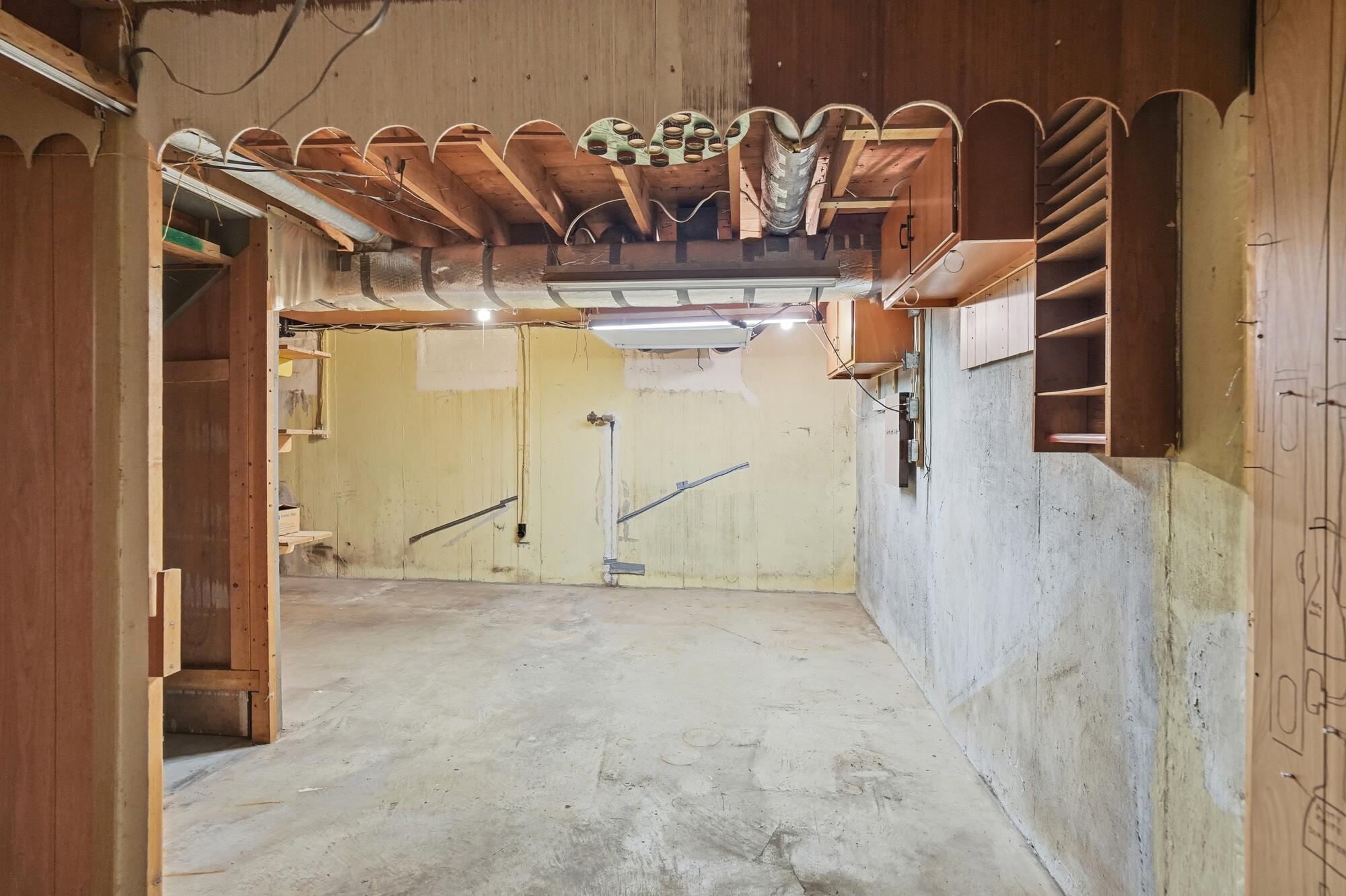 605 Barbara Drive, Tipp City, Ohio 45371