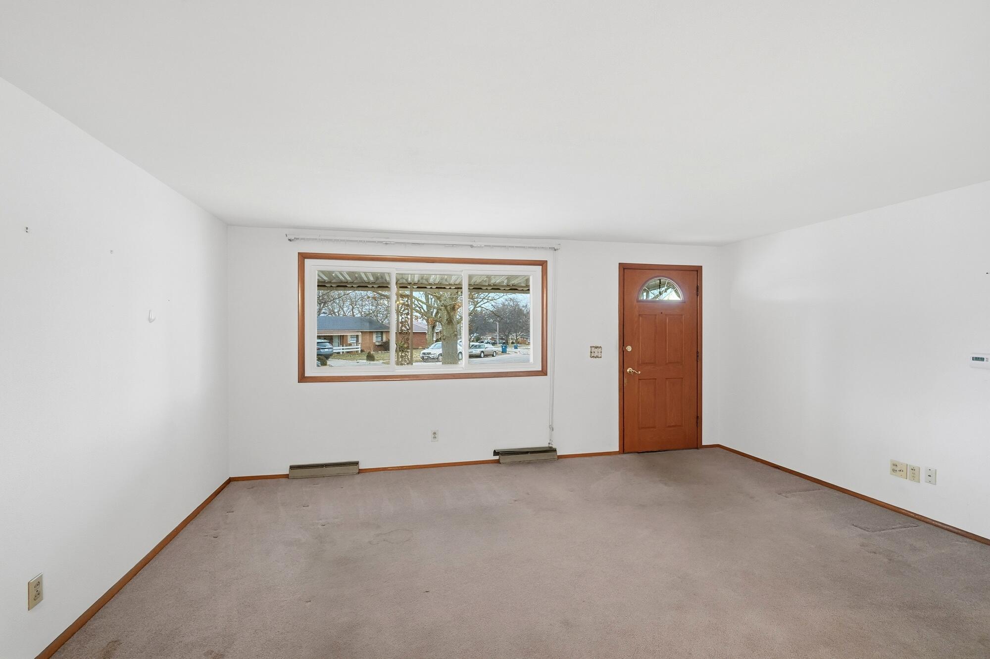 605 Barbara Drive, Tipp City, Ohio 45371