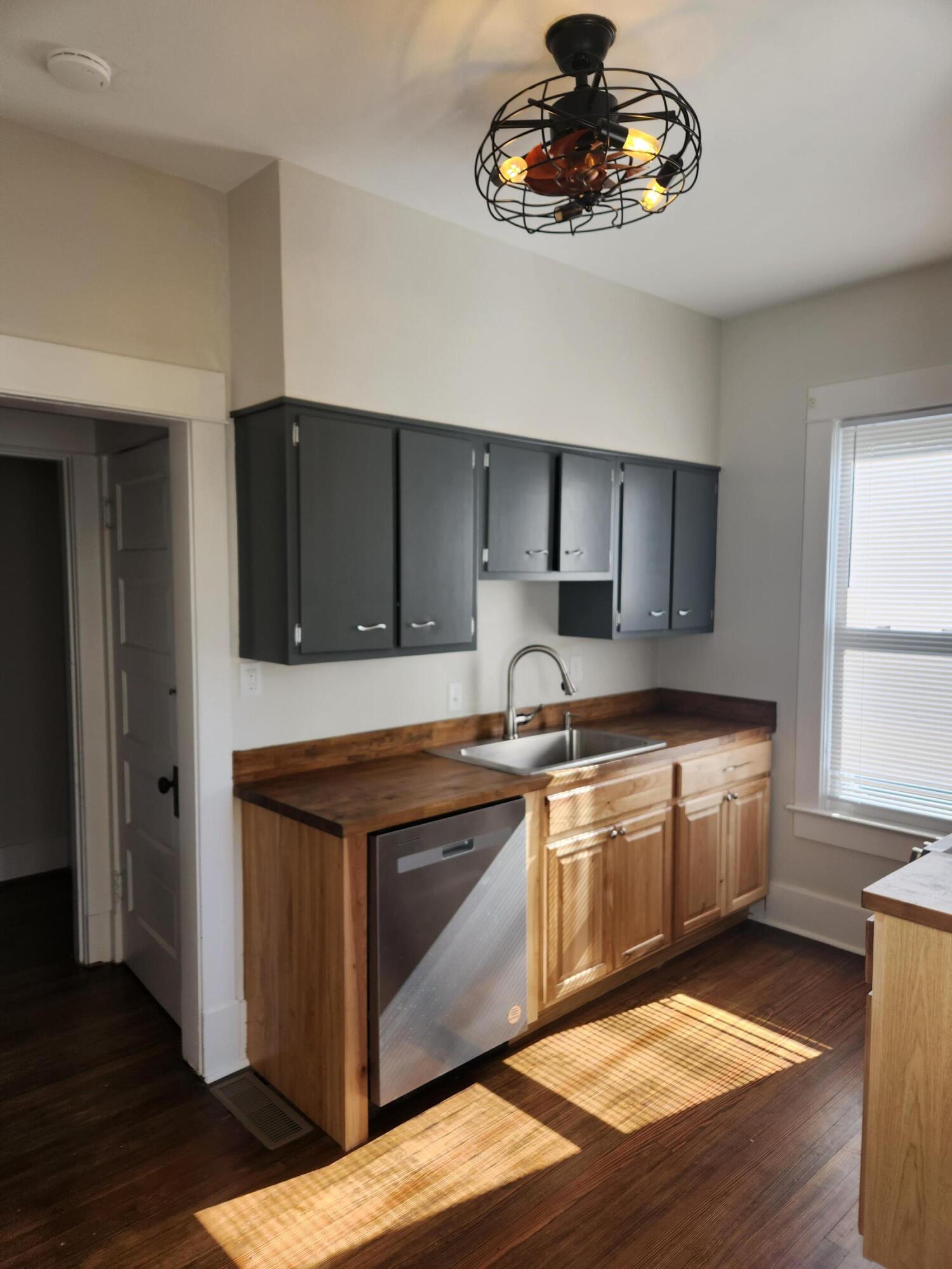 250 Douglas Avenue, Springfield, Ohio 45505