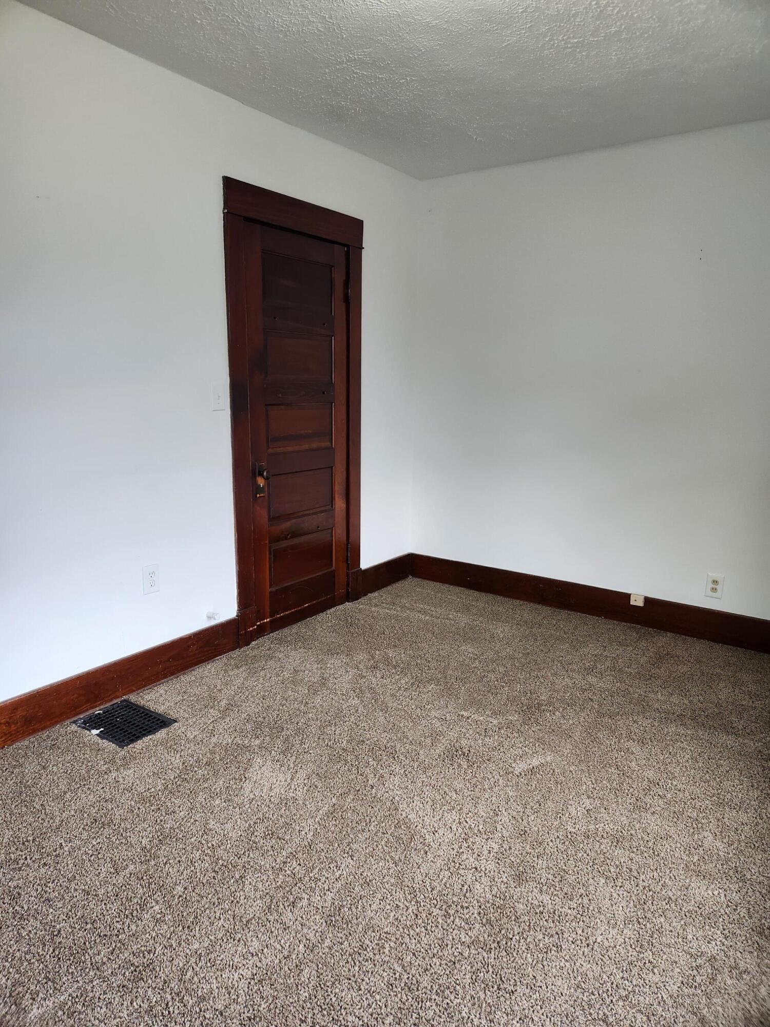 250 Douglas Avenue, Springfield, Ohio 45505