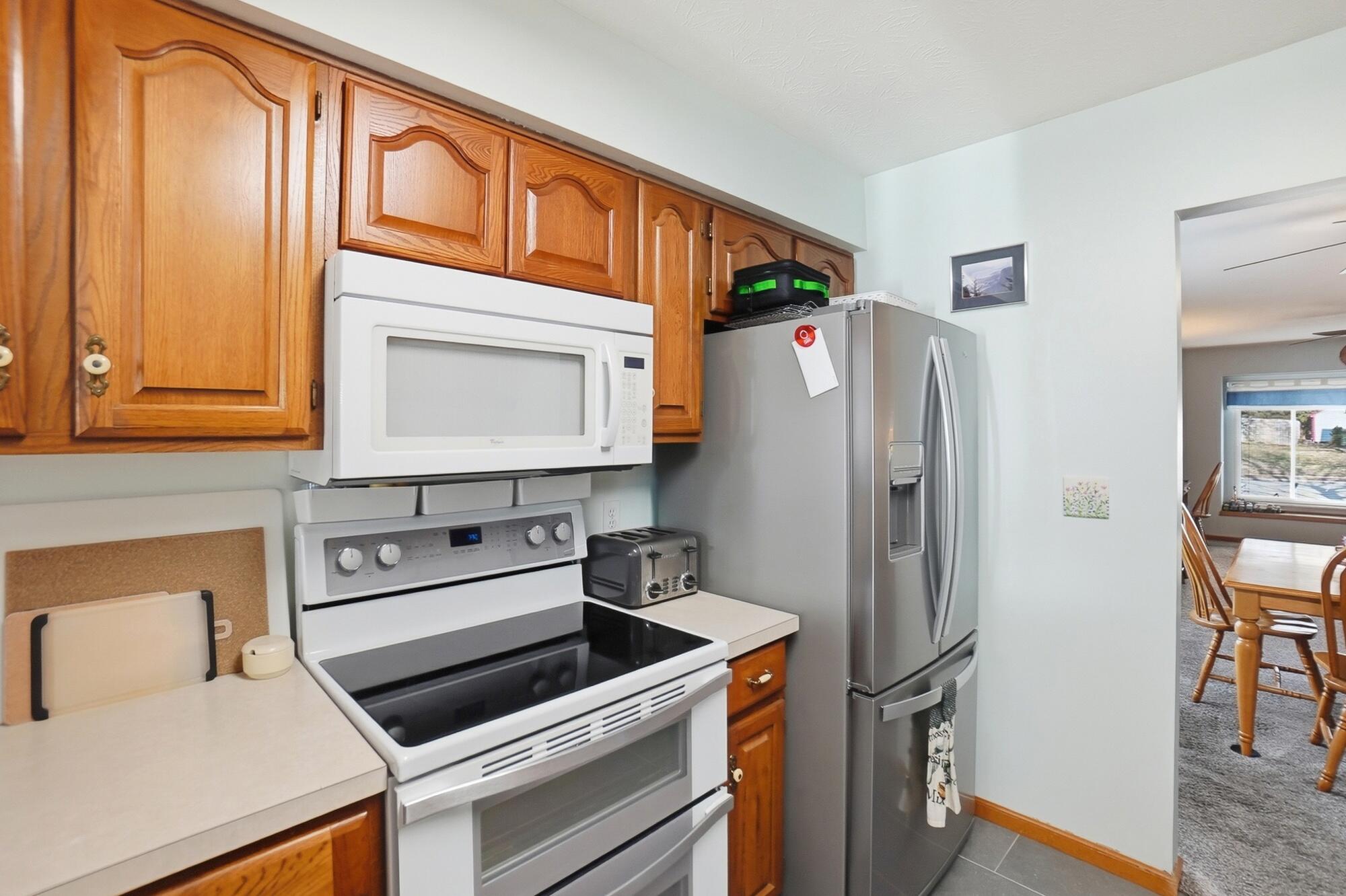 1210 Charleston Court, Troy, Ohio 45373