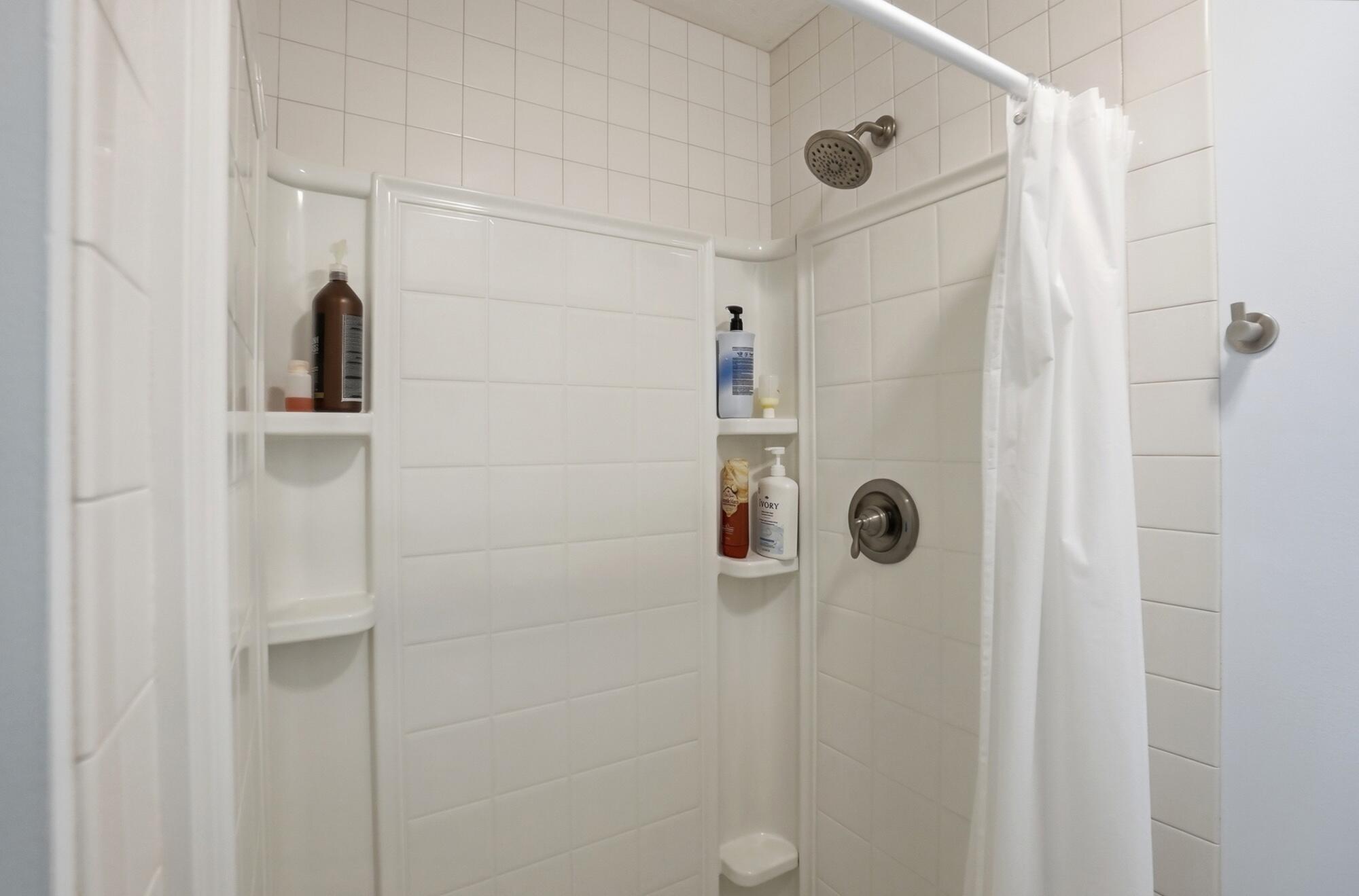 1210 Charleston Court, Troy, Ohio 45373