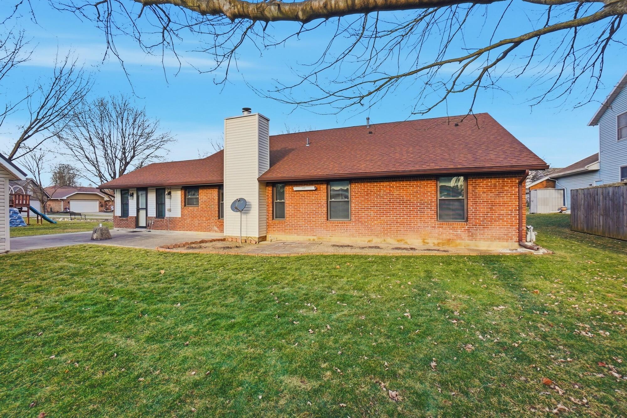 1210 Charleston Court, Troy, Ohio 45373