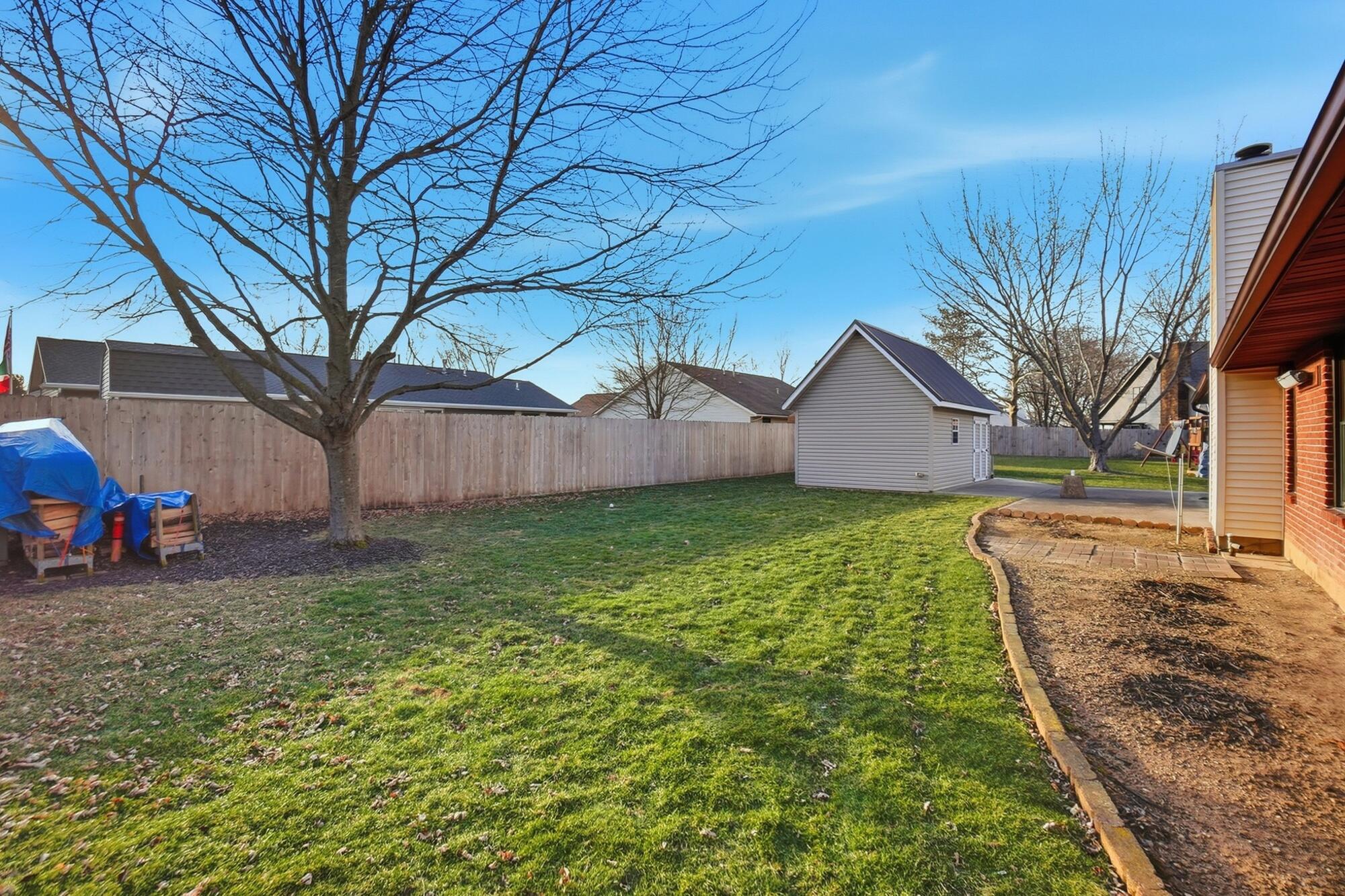 1210 Charleston Court, Troy, Ohio 45373