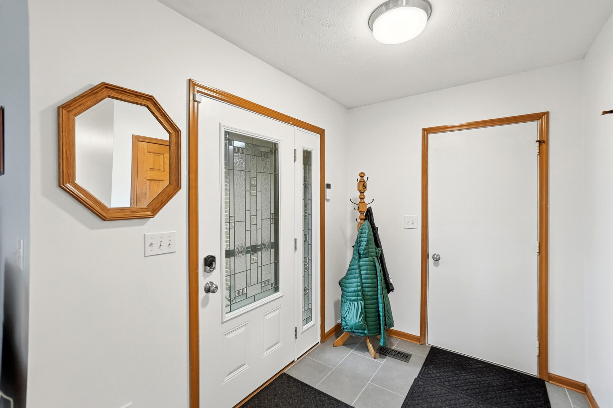 1210 Charleston Court, Troy, Ohio 45373