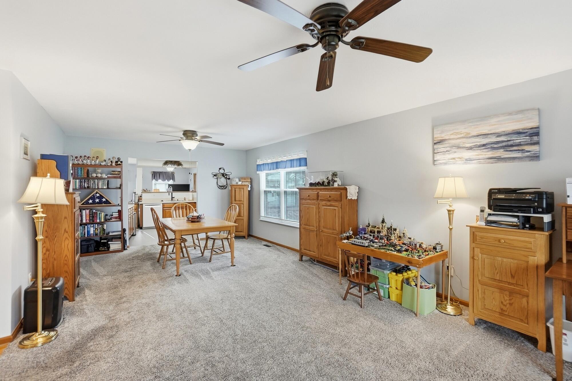 1210 Charleston Court, Troy, Ohio 45373