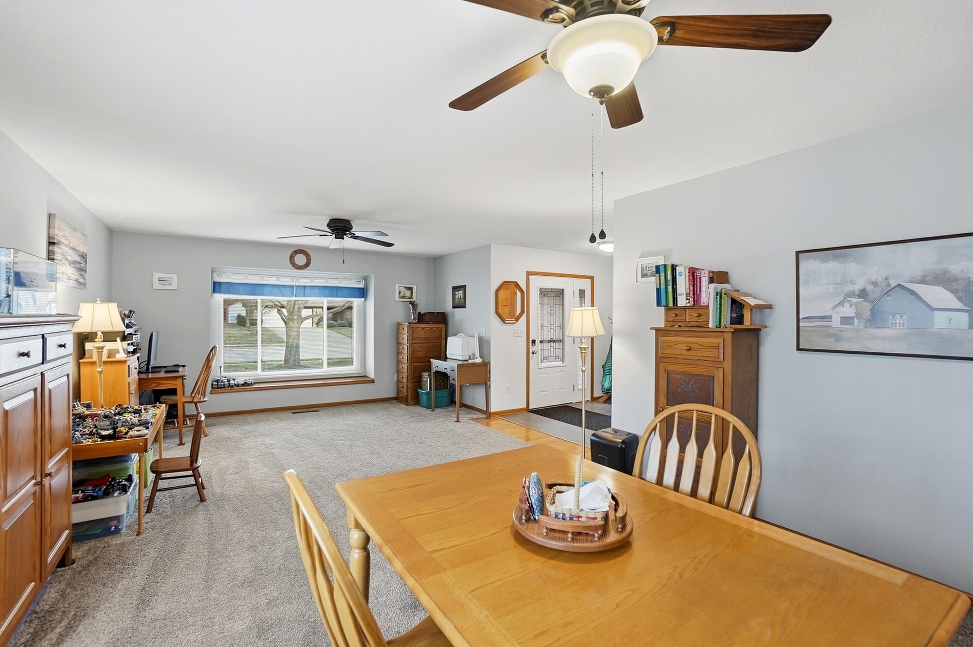 1210 Charleston Court, Troy, Ohio 45373