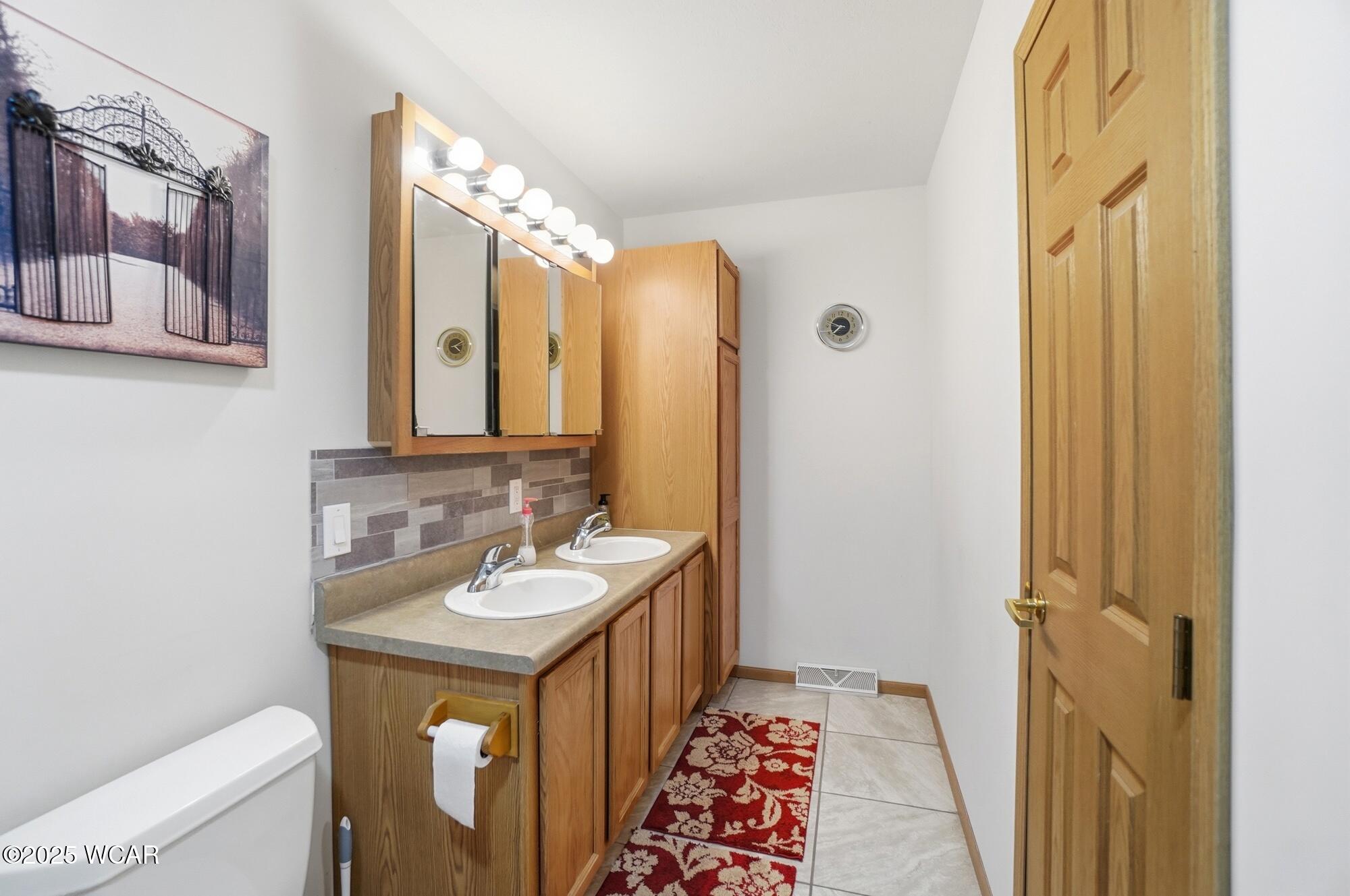 2997 Cletus Parkway, Lima, Ohio