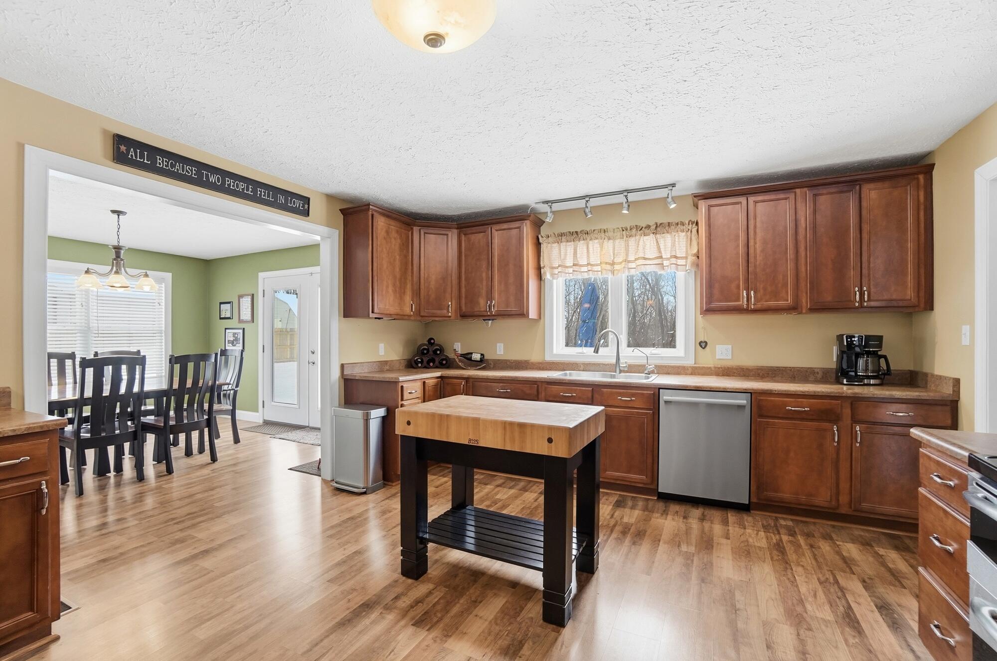 260 California Avenue, Springfield, Ohio 45505