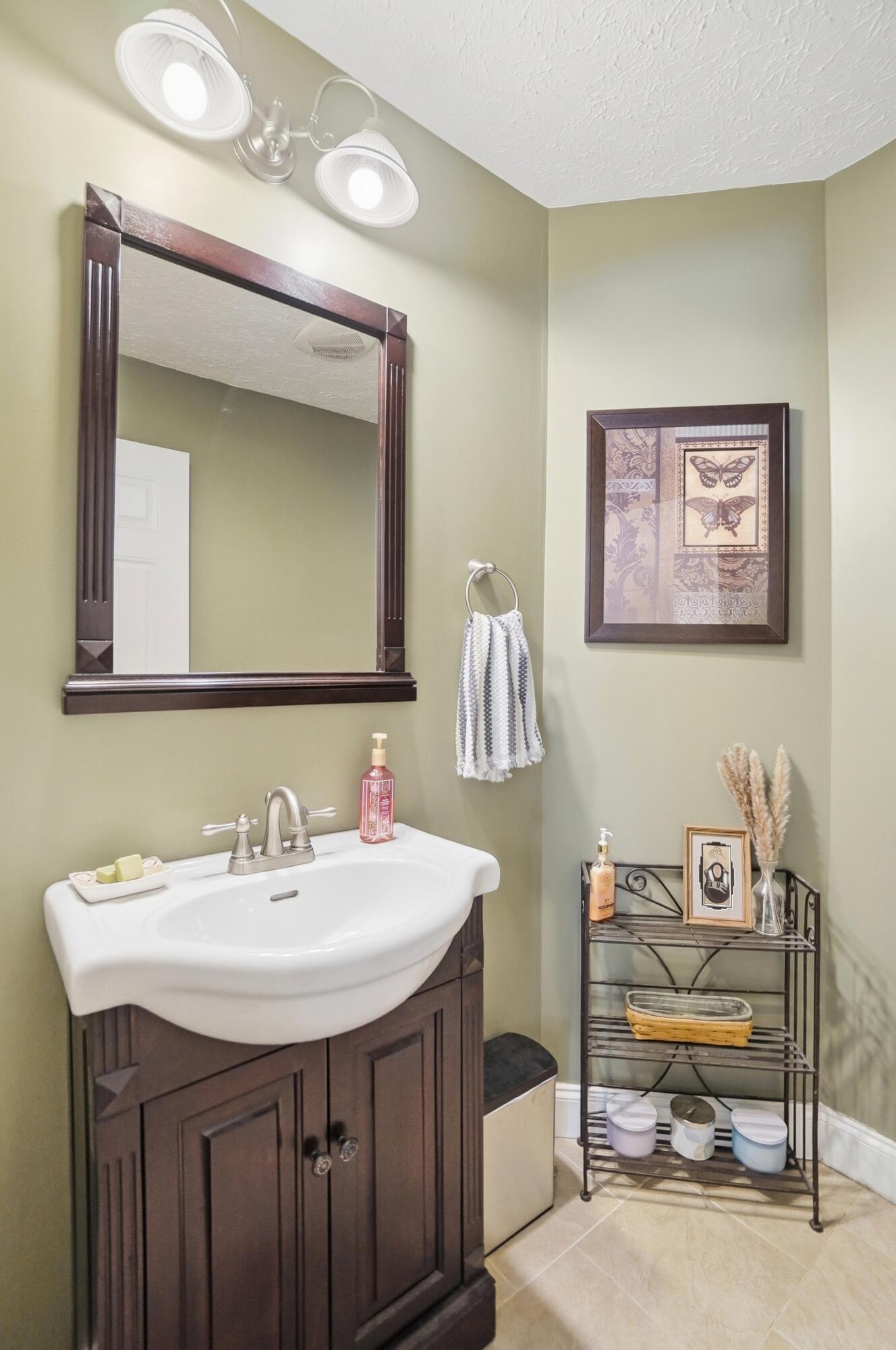 260 California Avenue, Springfield, Ohio 45505