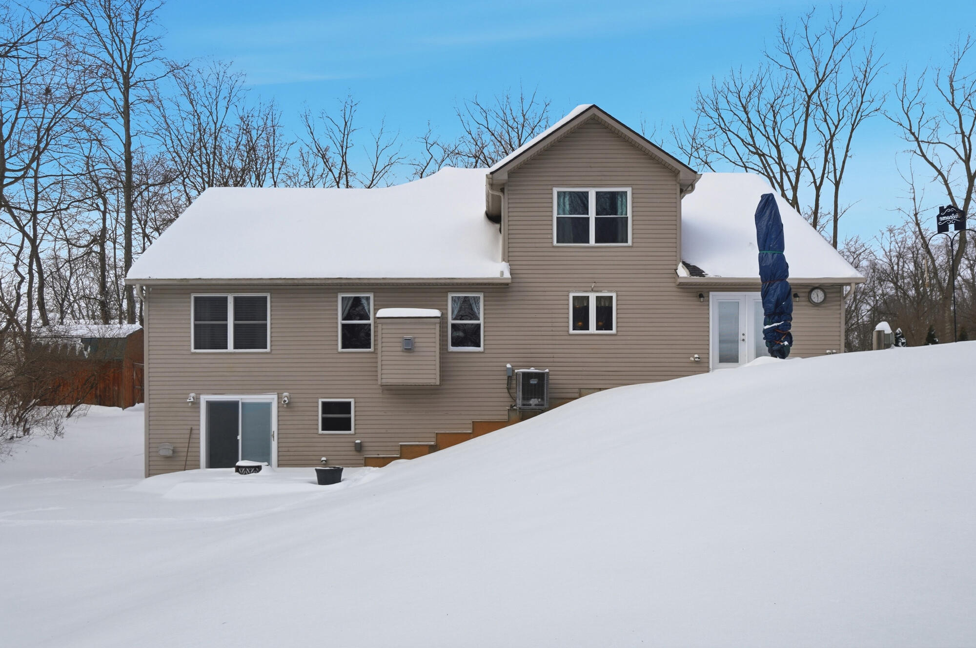 260 California Avenue, Springfield, Ohio 45505