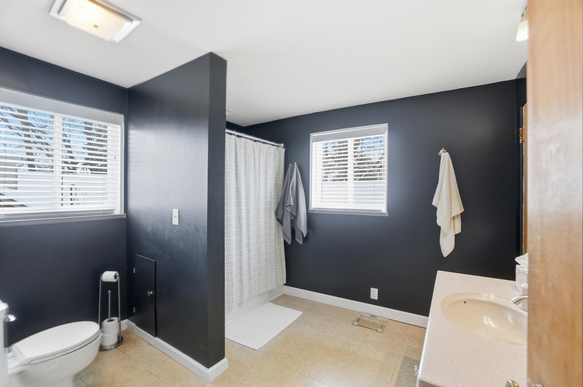 327 Ardmore Road, Springfield, Ohio 45504