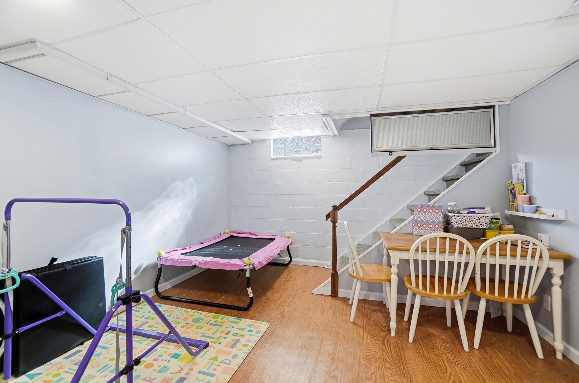 327 Ardmore Road, Springfield, Ohio 45504