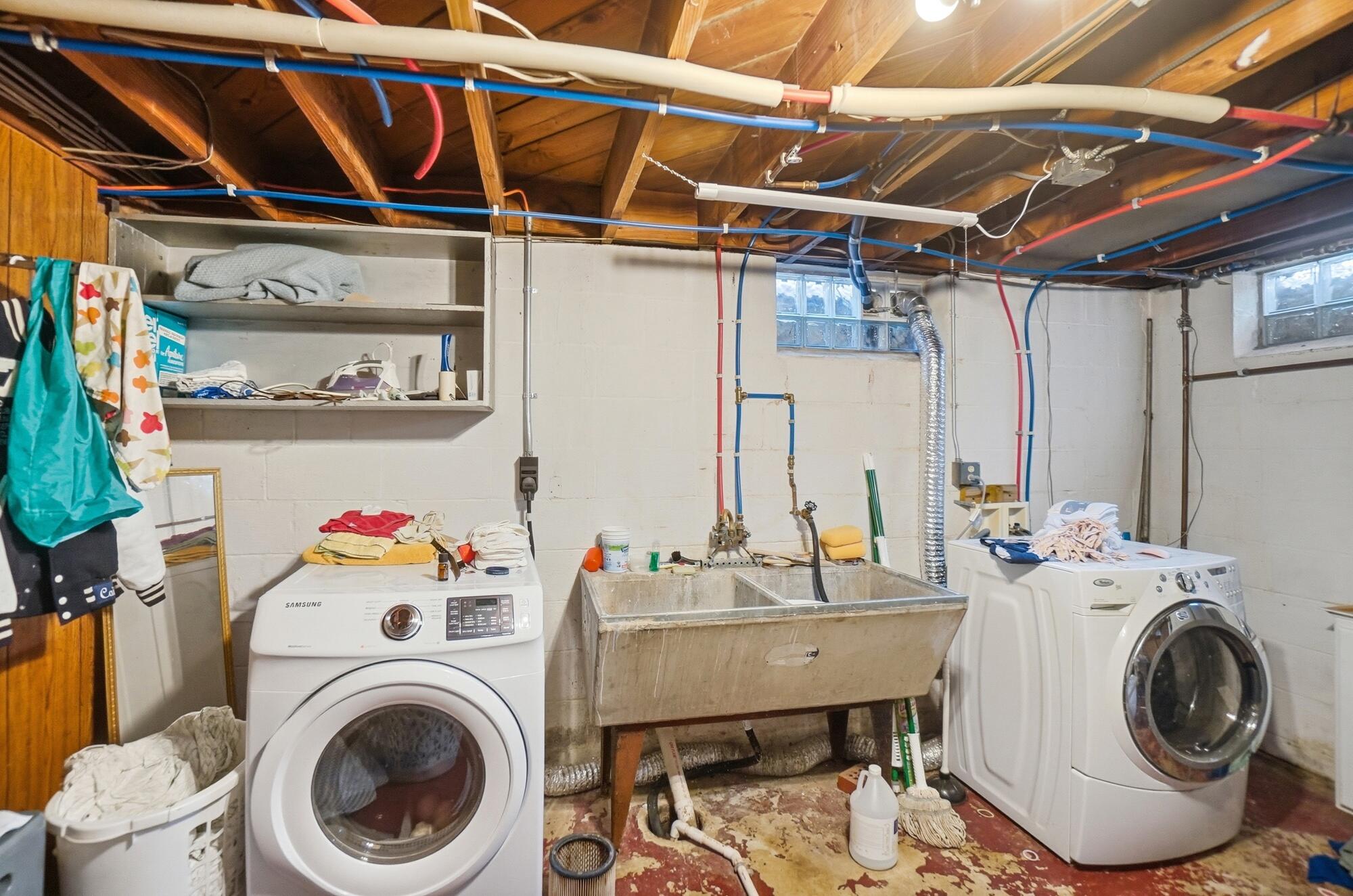 327 Ardmore Road, Springfield, Ohio 45504