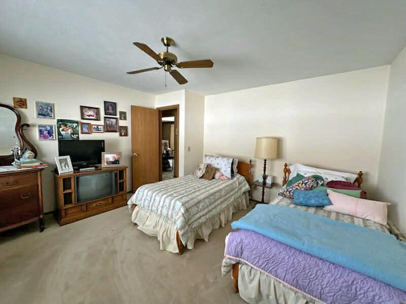 1136 Foxboro Road, Springfield, Ohio 45503