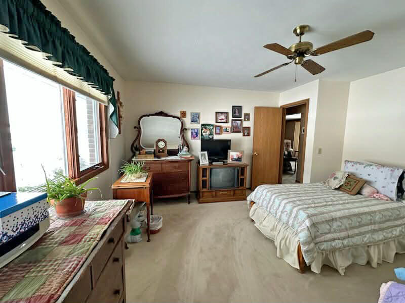 1136 Foxboro Road, Springfield, Ohio 45503