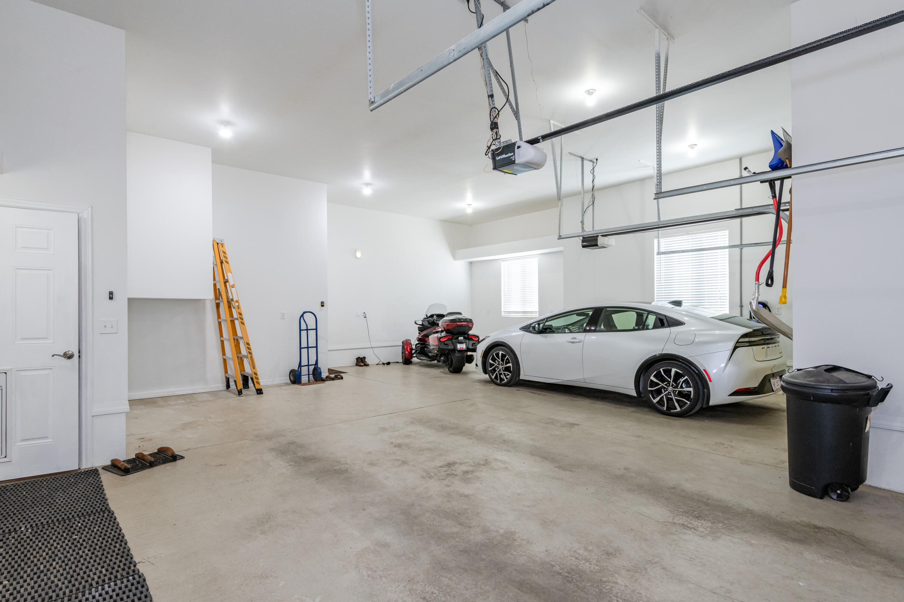 414 Monroe Siding Road, Xenia, Ohio 45385